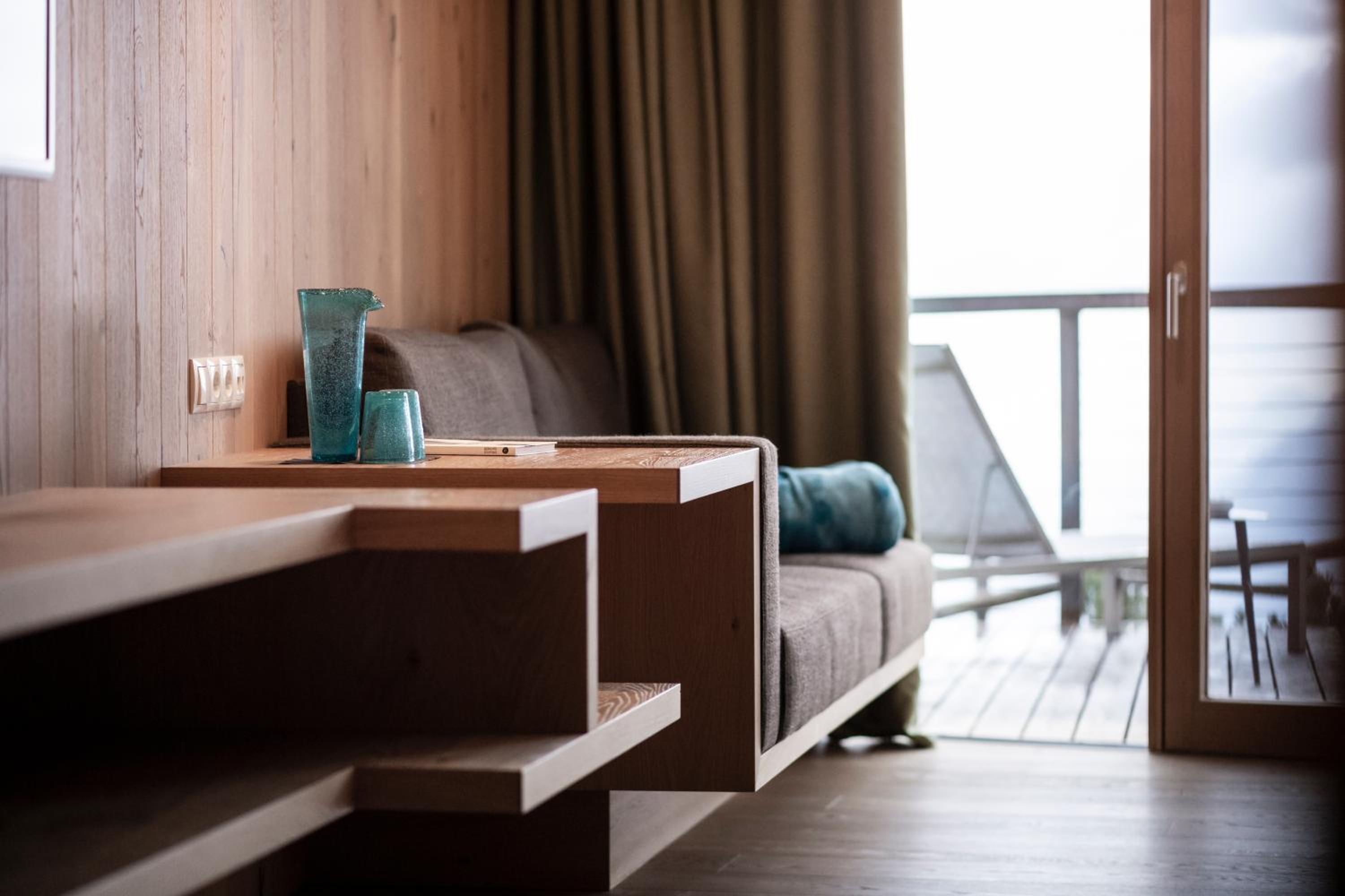Junior Suite with Mountain View - Photo 3