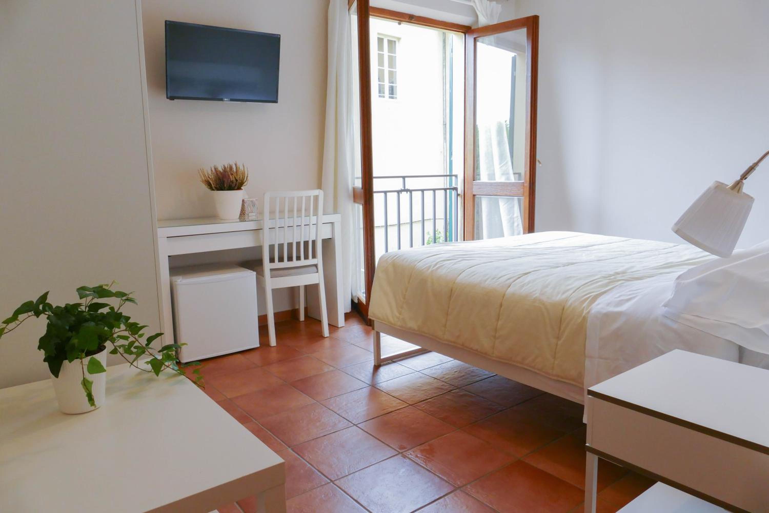 Double Room with Private Bathroom photo 1