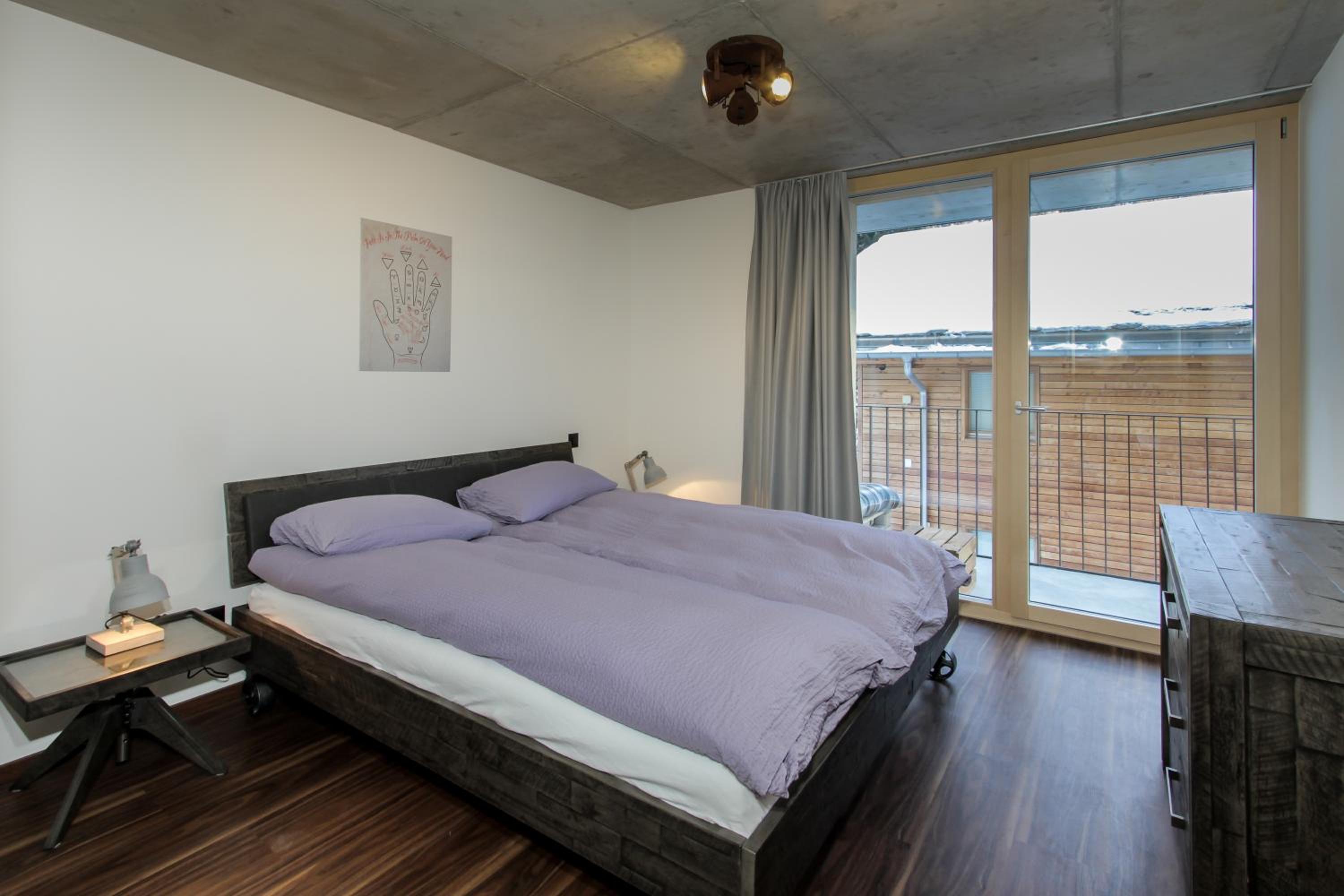 One-Bedroom Apartment - Photo 31