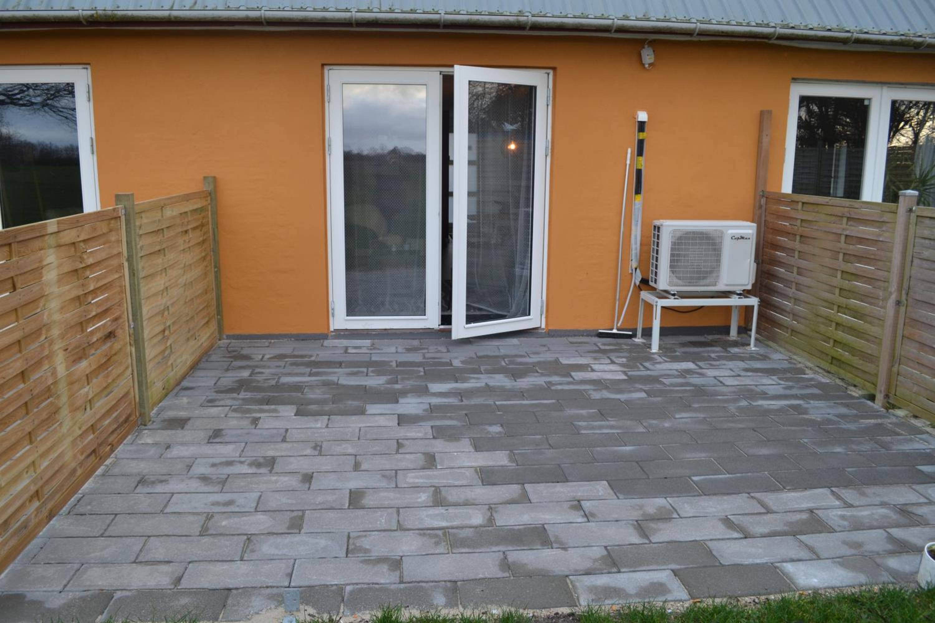 Apartment - Ground Floor photo 3