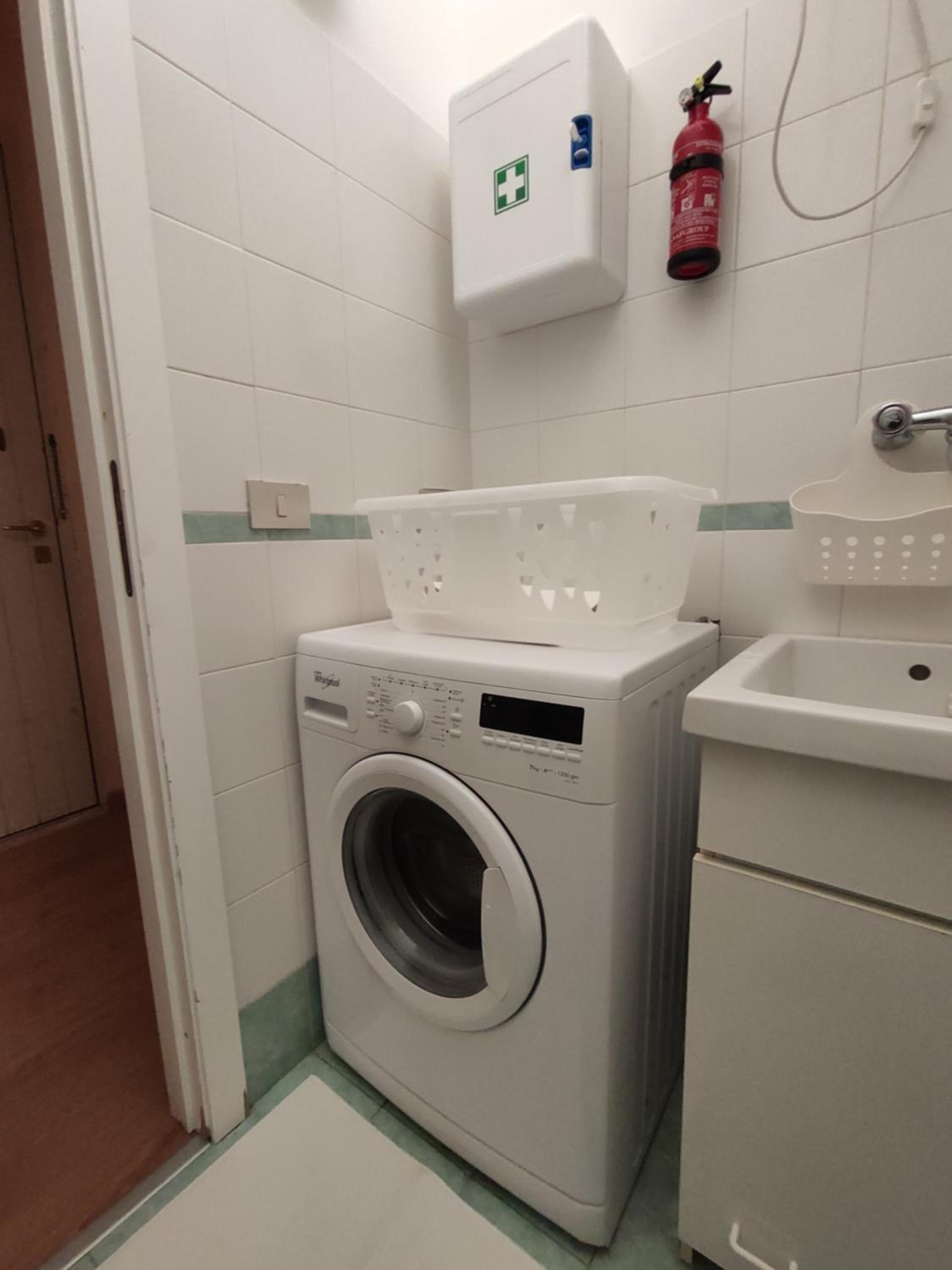 One-Bedroom Apartment - Photo 31