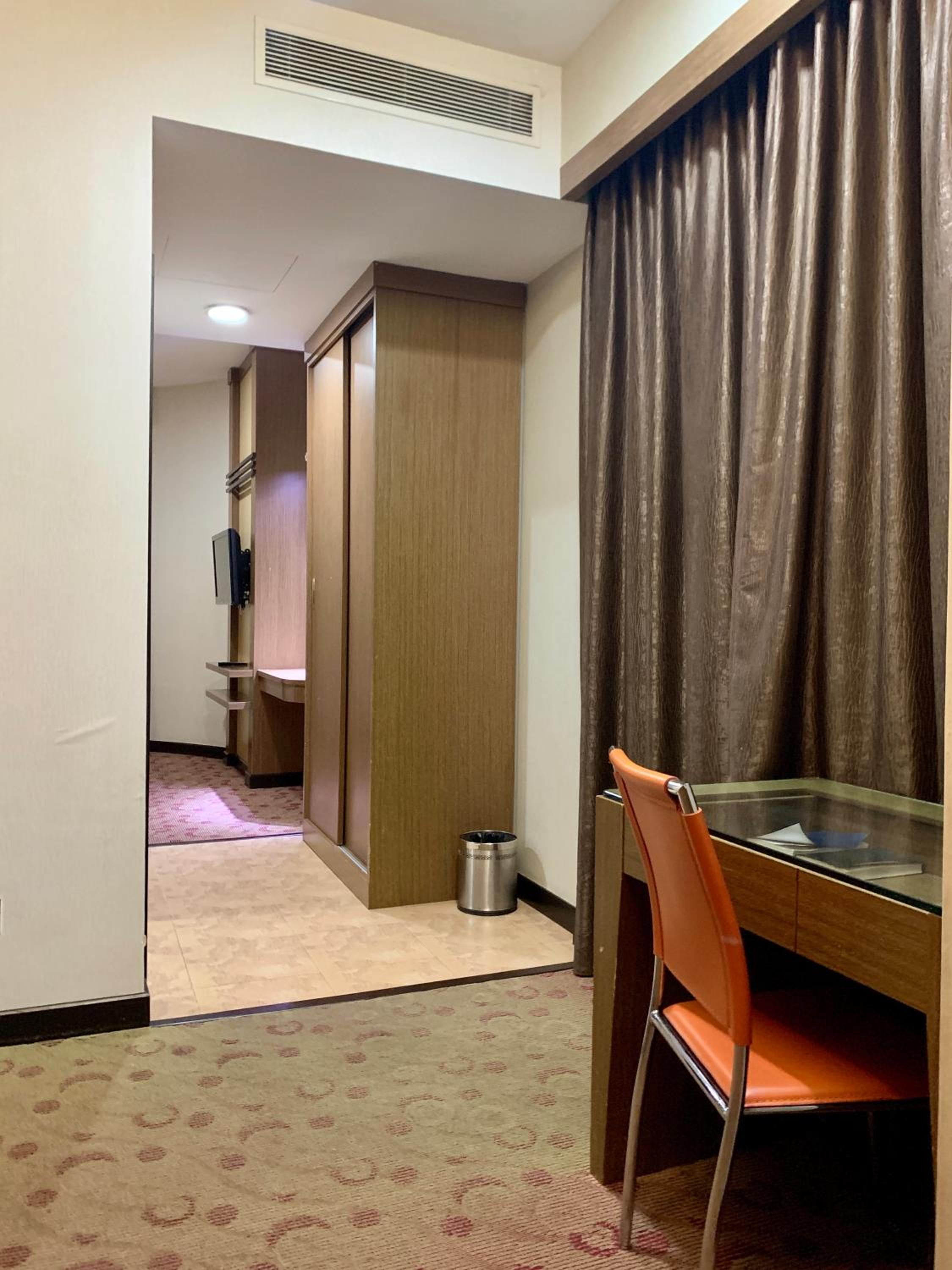 Large Double Room photo 2
