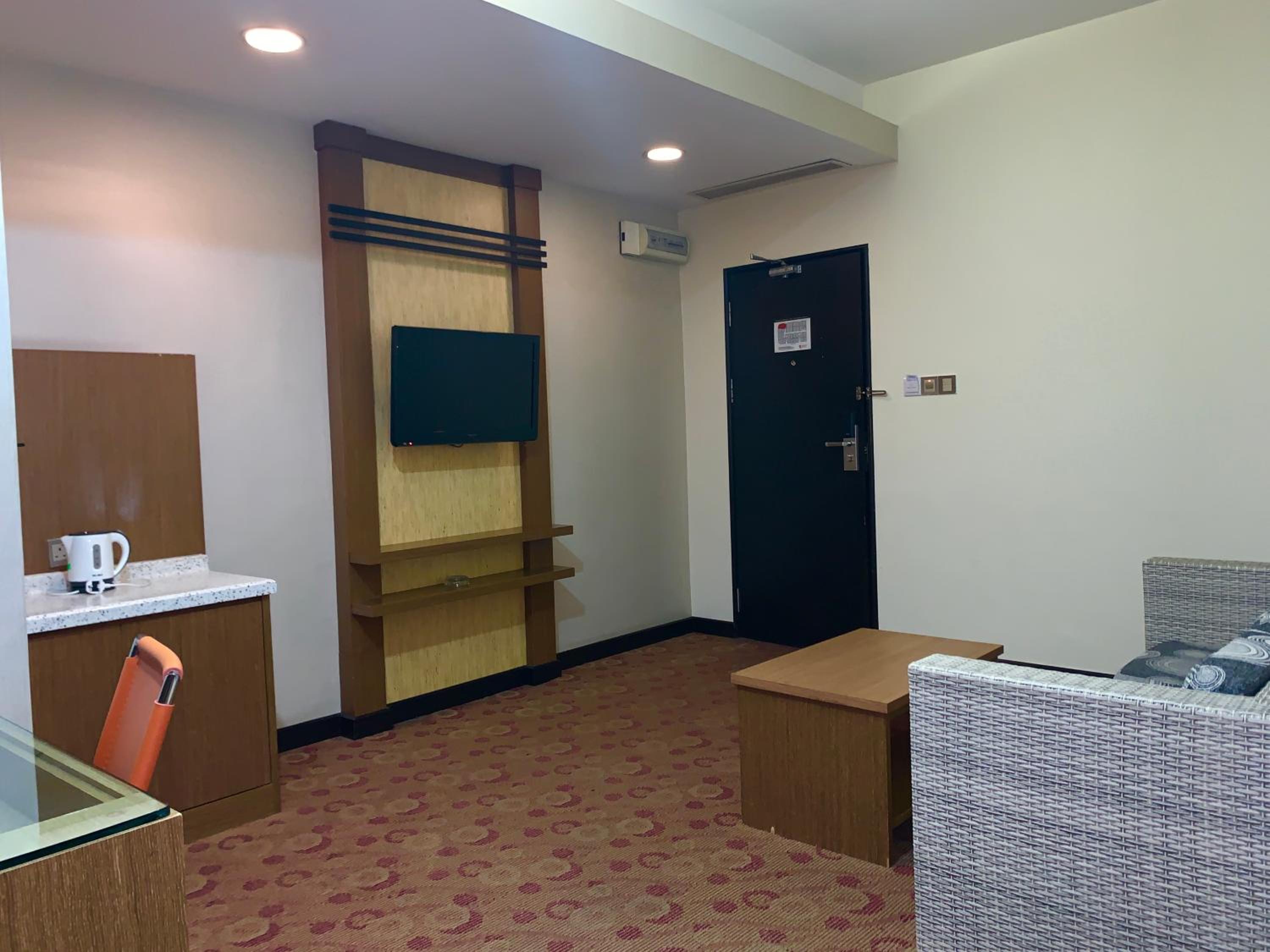 Large Double Room photo 3