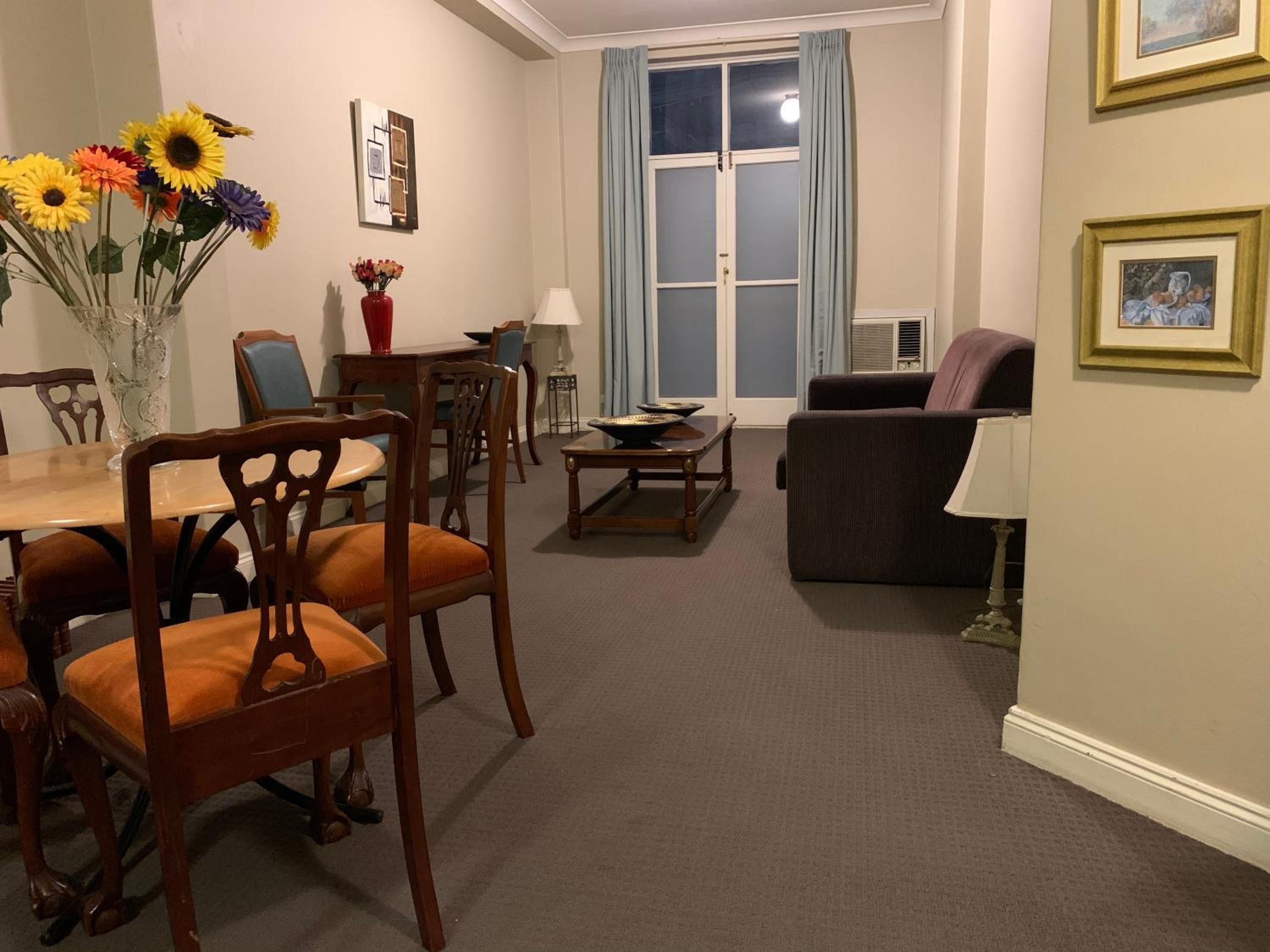 One-Bedroom Apartment - Photo 5