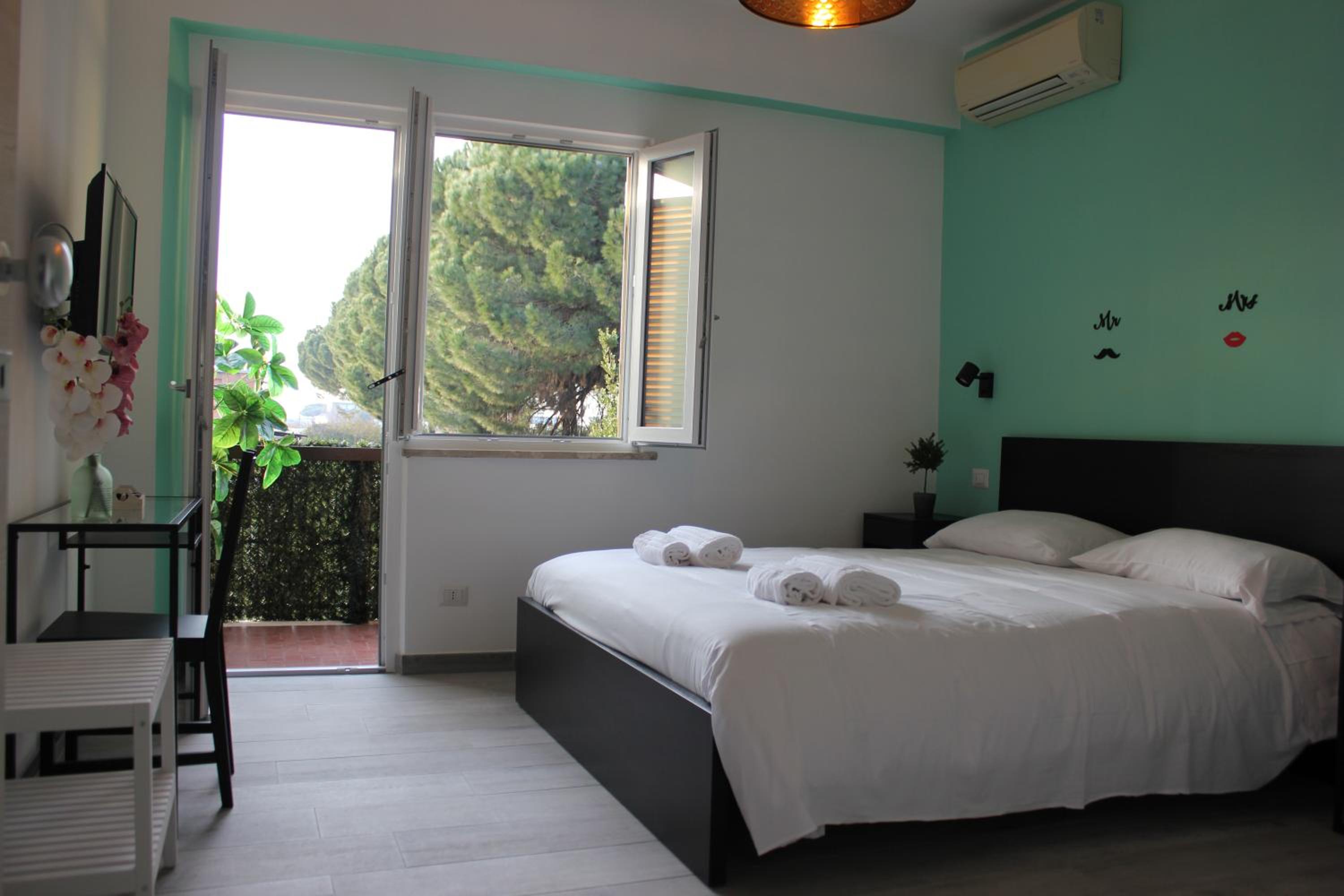 King Room with Balcony