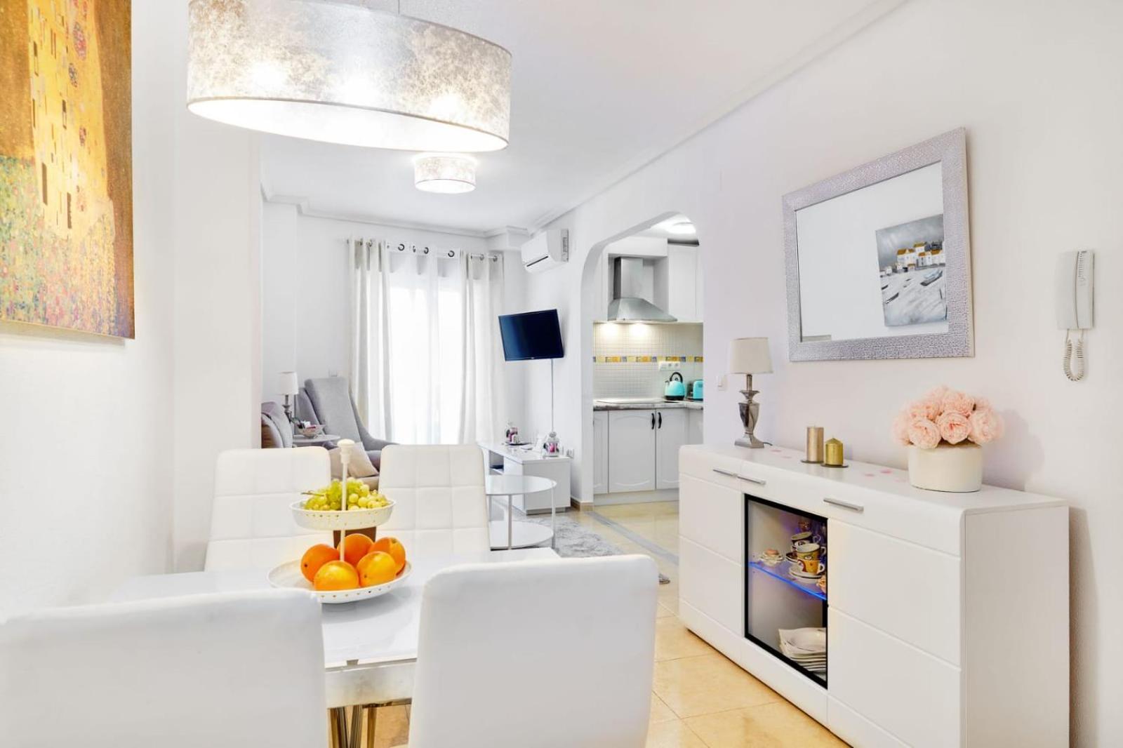 Apartamento con Balcón
