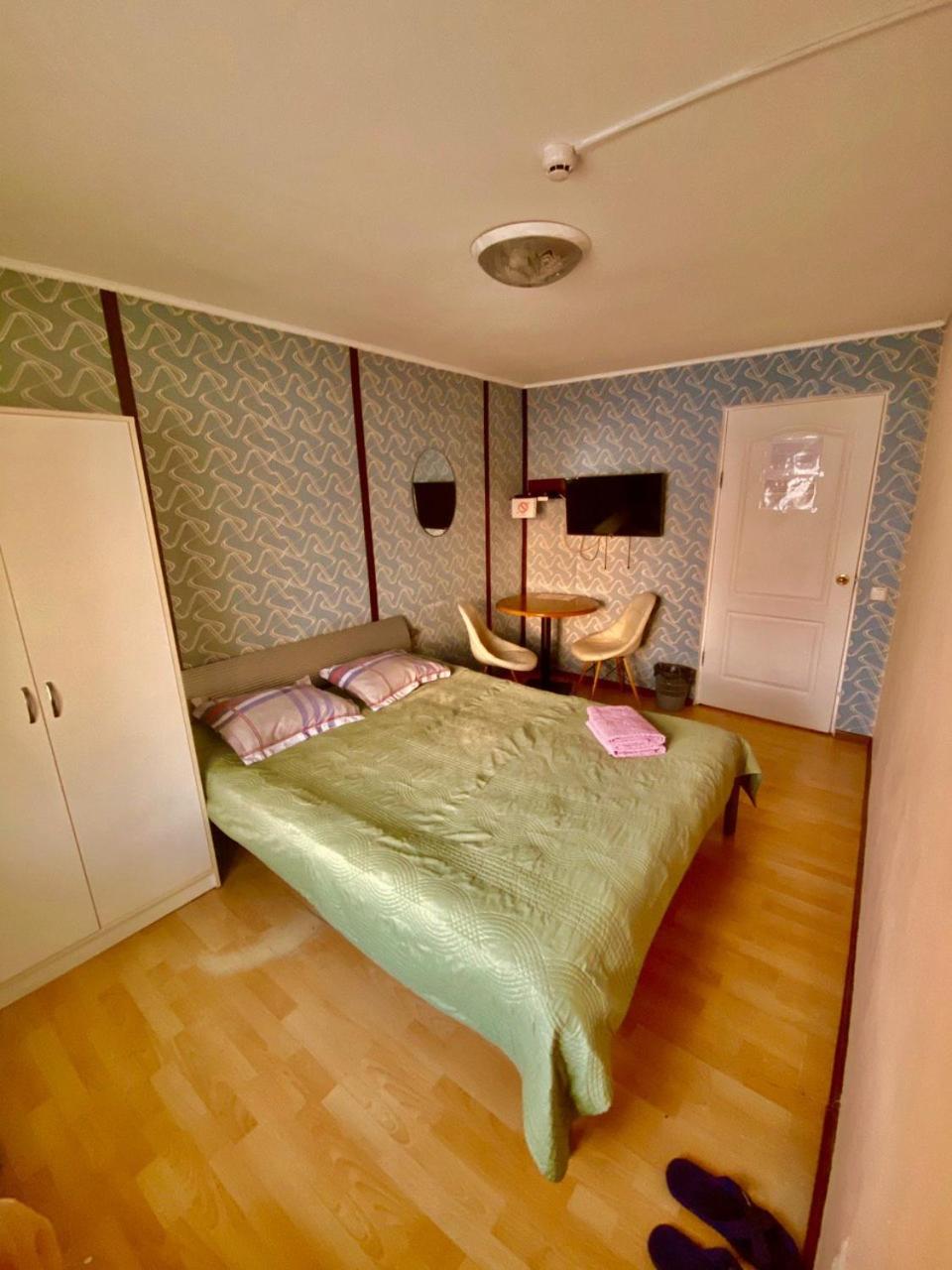 Standard Double Room with Shared Bathroom photo 2