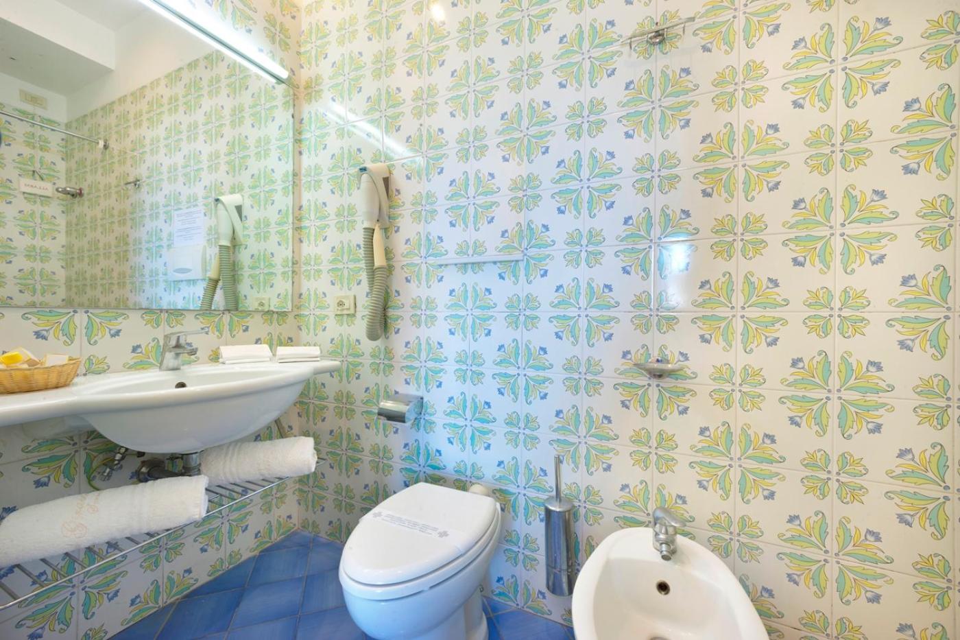 Quadruple Room photo 3