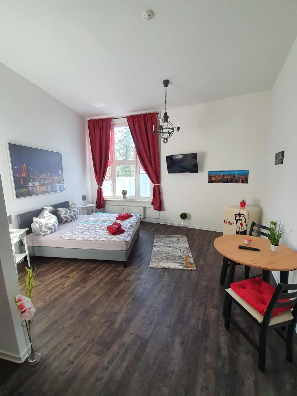 Deluxe Double Room With Shower photo 3
