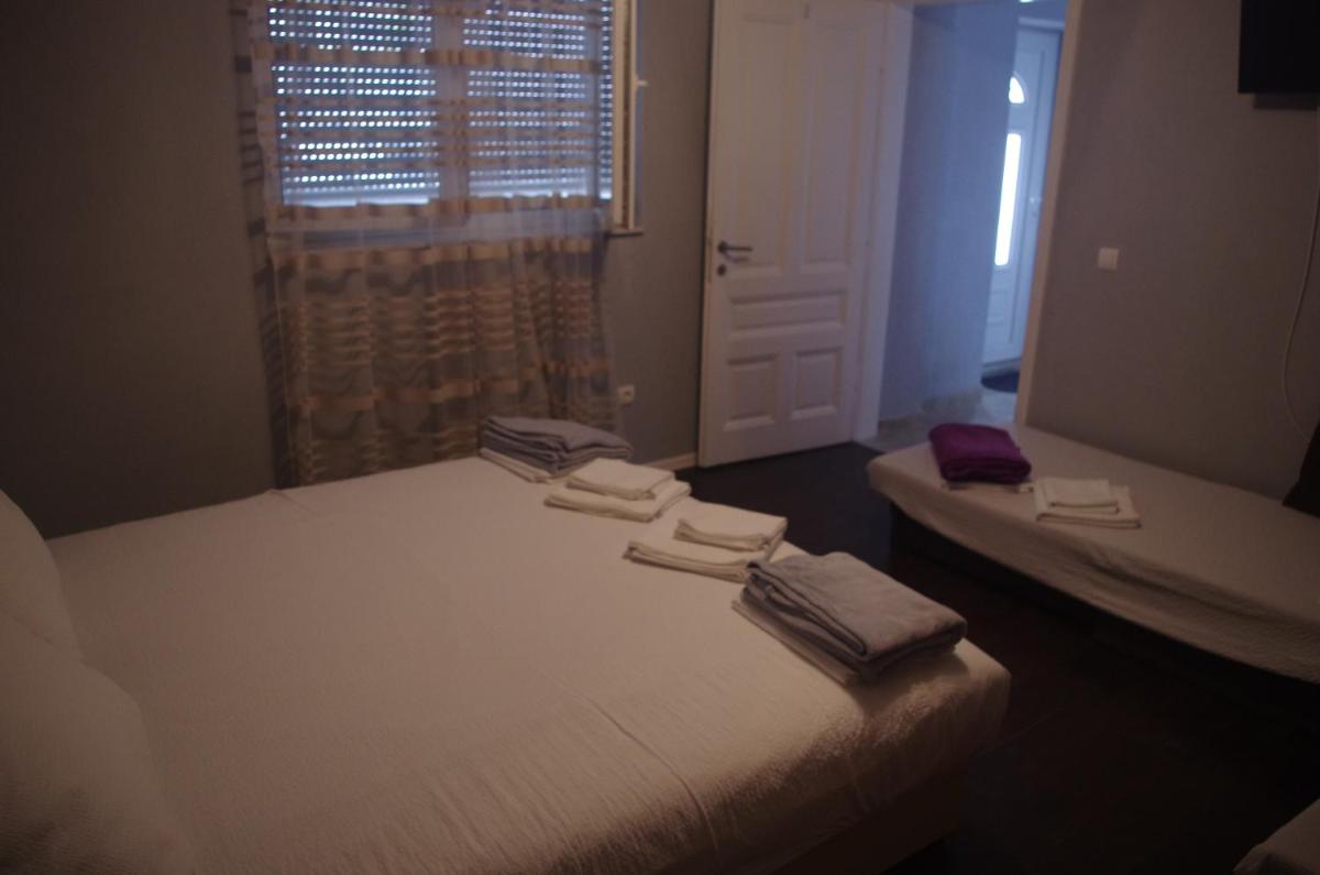 Triple Room with Bathroom
