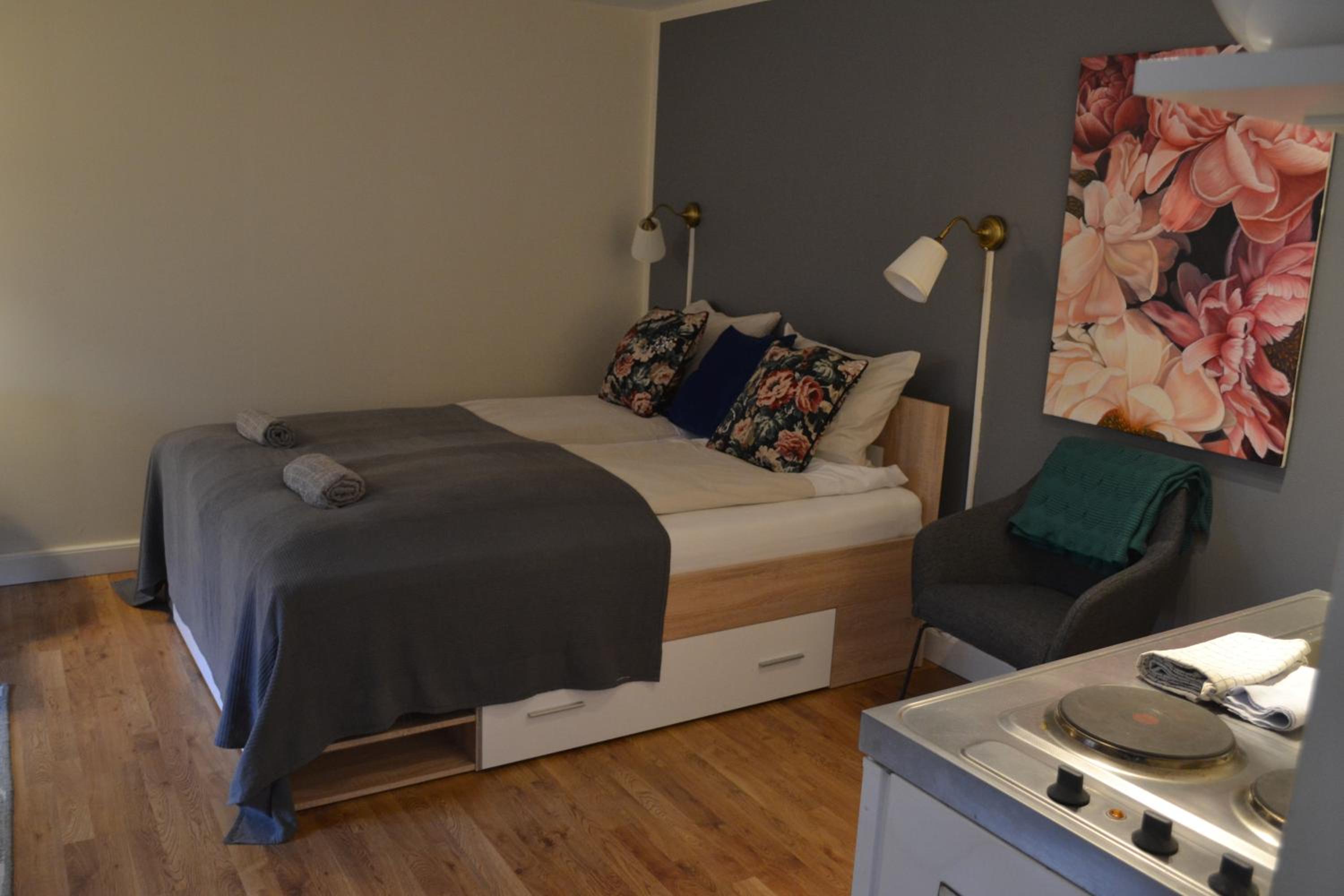  Apartment Three photo 1