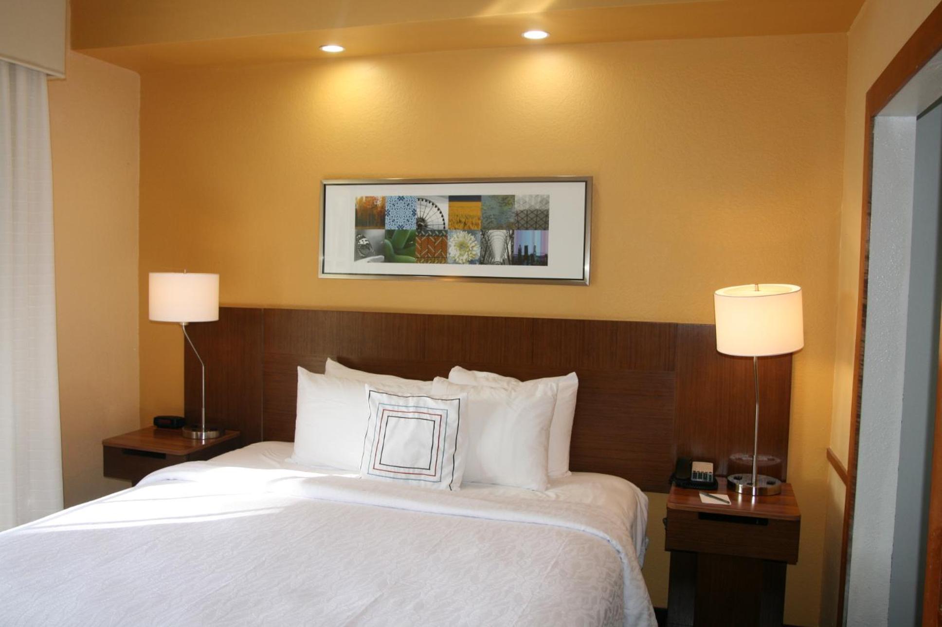 Single Room - Photo 1