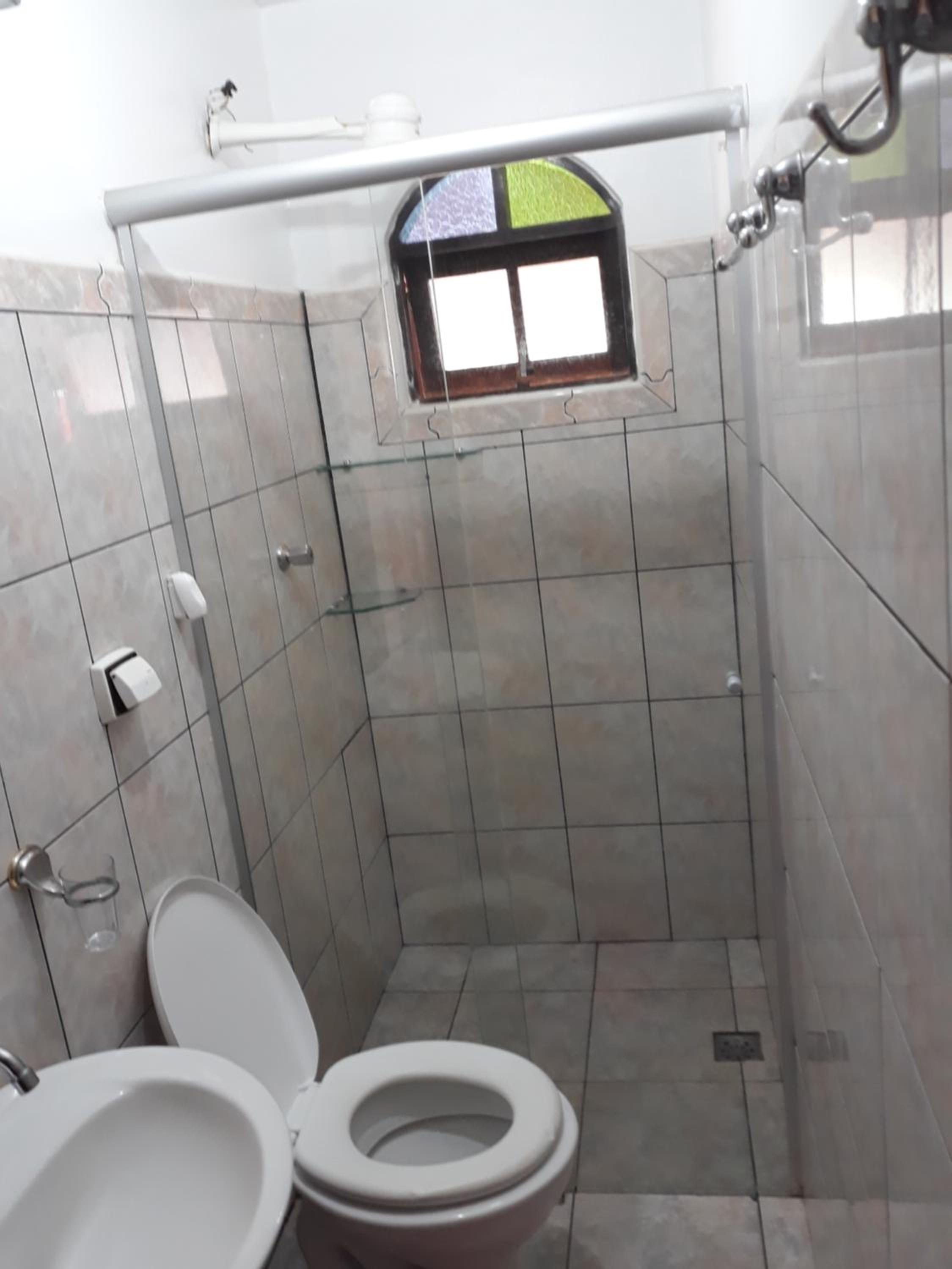 Family Room with Private Bathroom - Photo 7