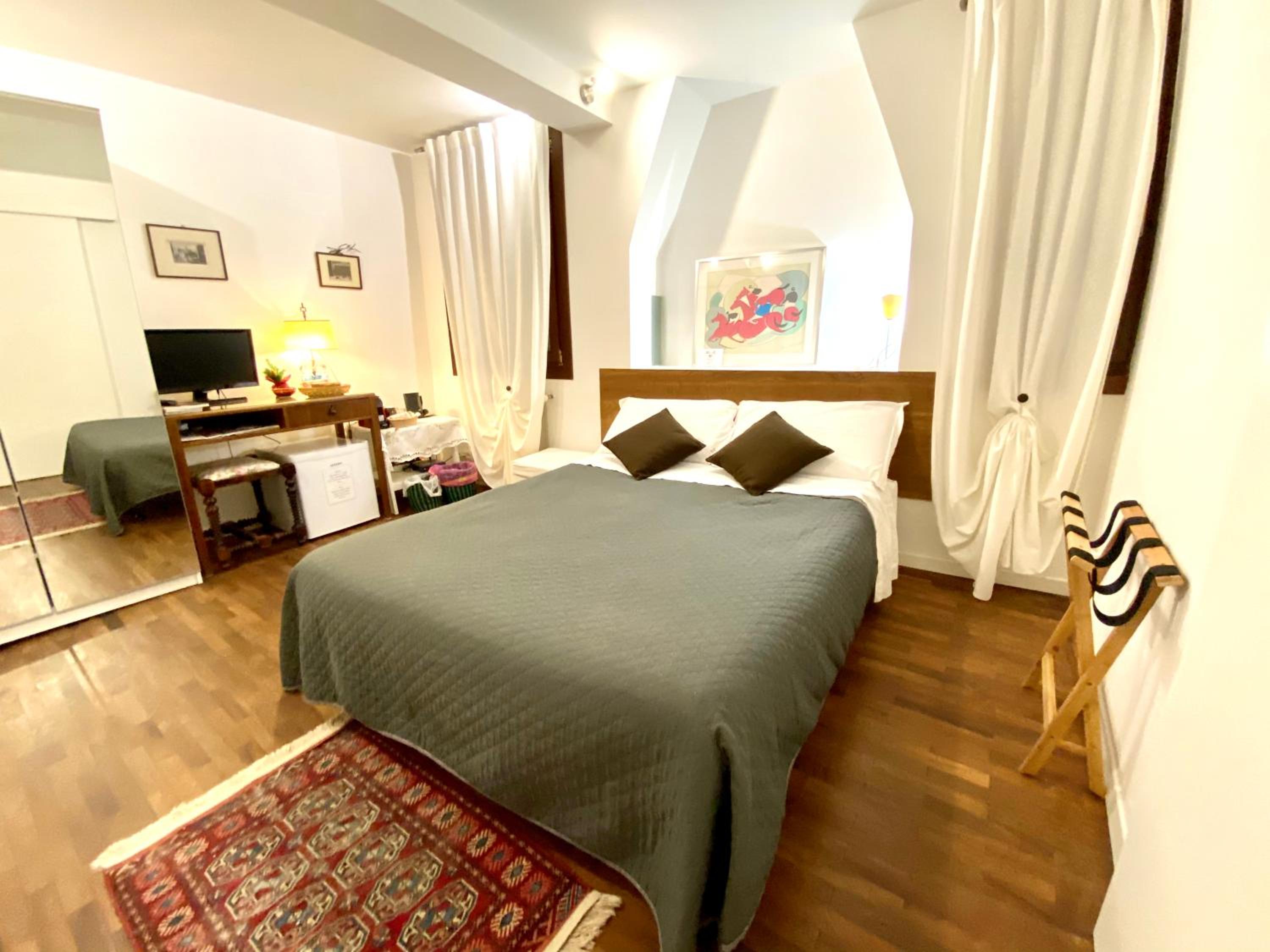 Standard Double Room photo 1