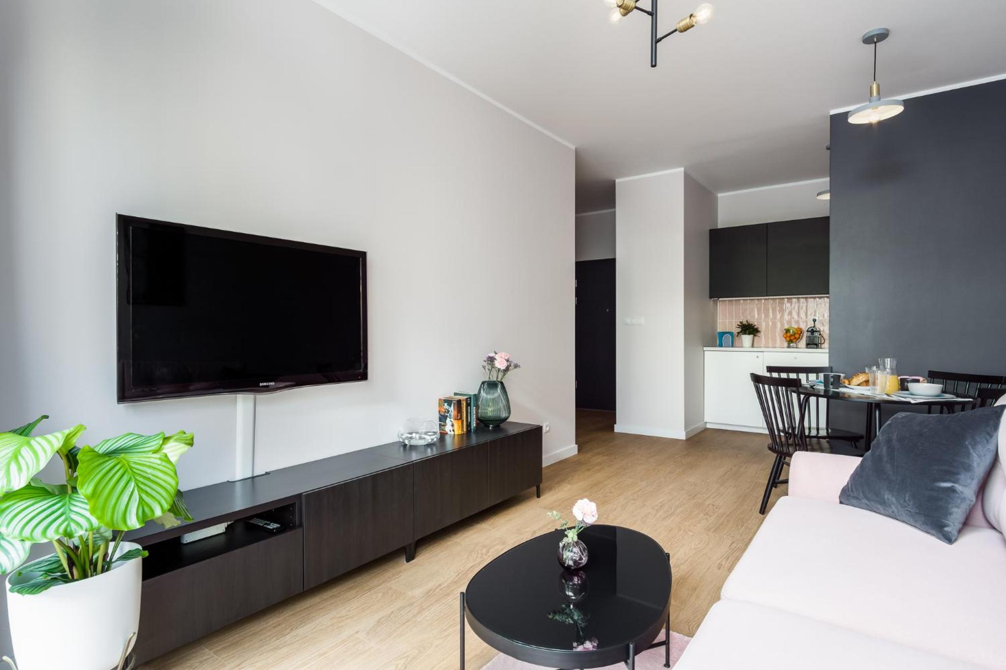 One-Bedroom Apartment - Photo 6