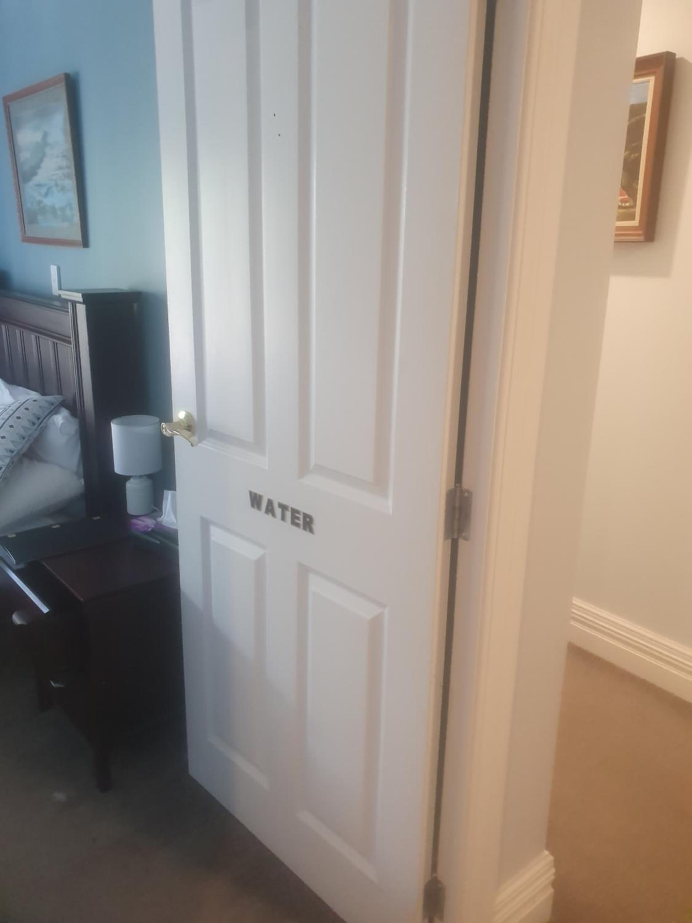 Deluxe Double Room (2 Adults + 1 Child) - Photo 30