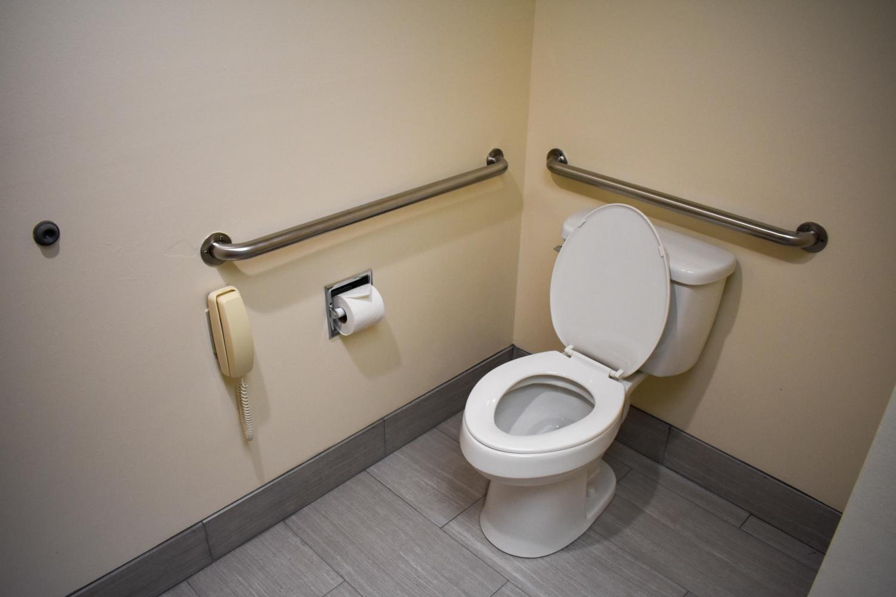Queen Room - Disability Access/Non-Smoking - Photo 2