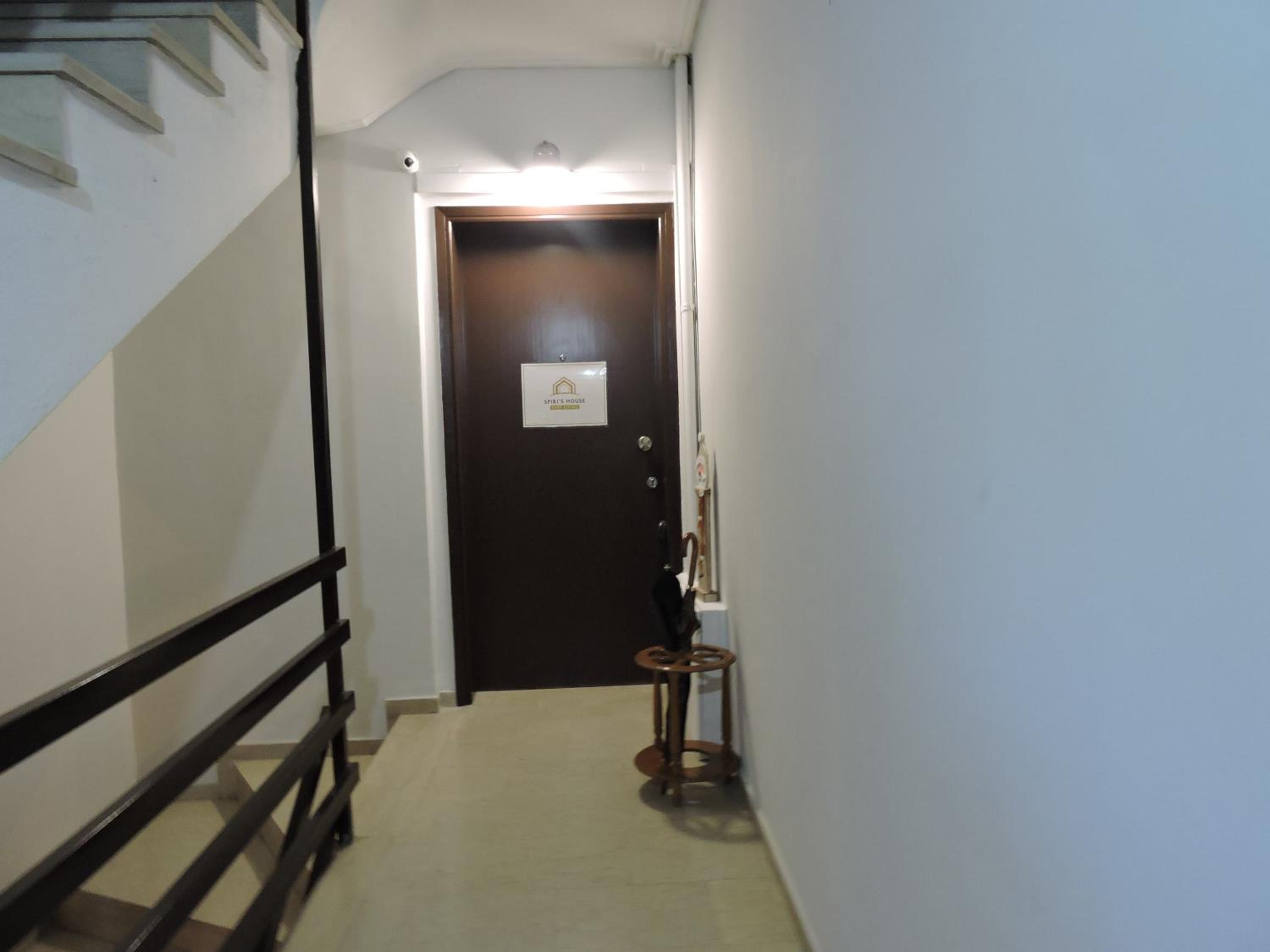 Three-Bedroom Apartment - Photo 21