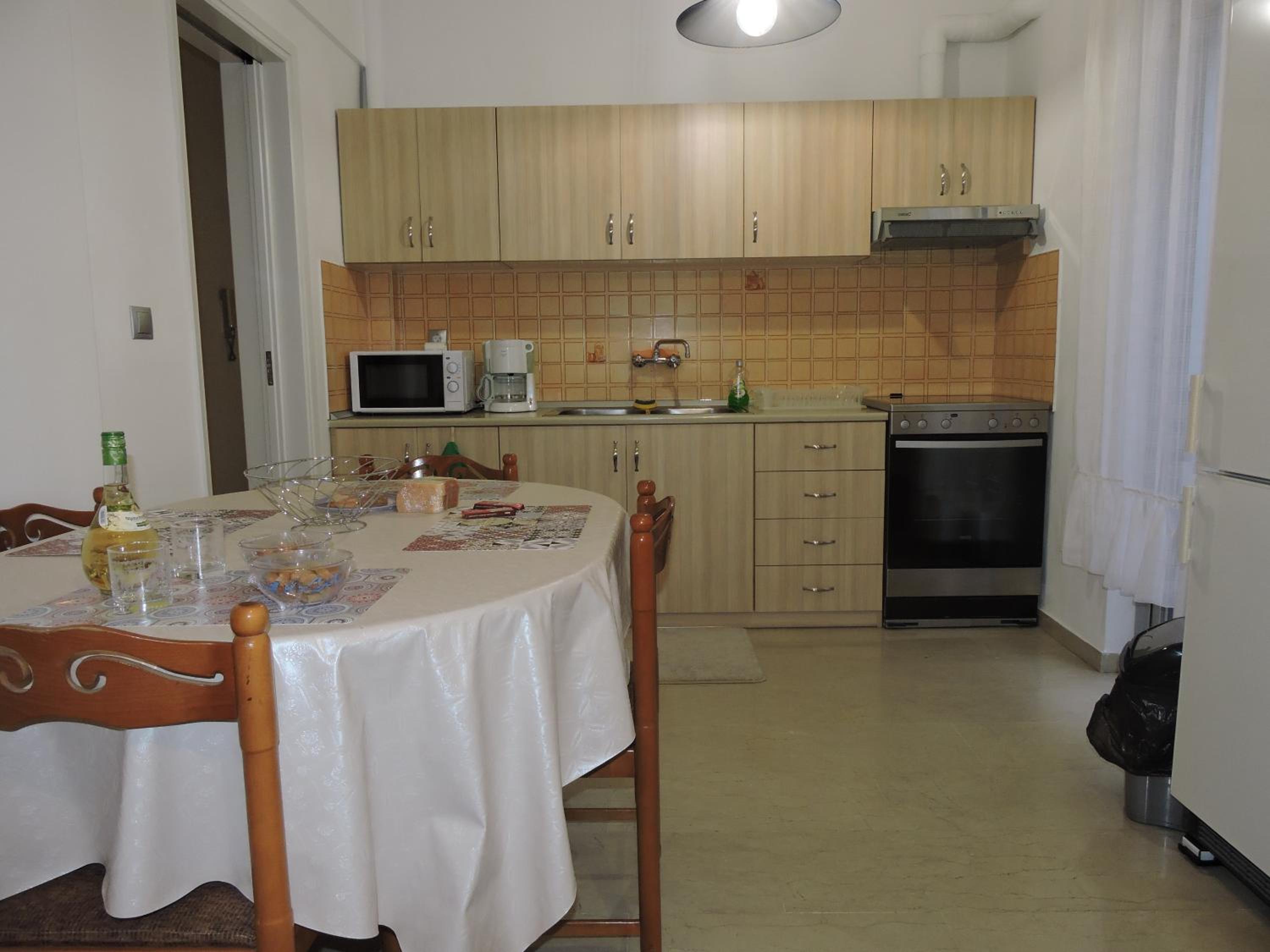 Three-Bedroom Apartment - Photo 11