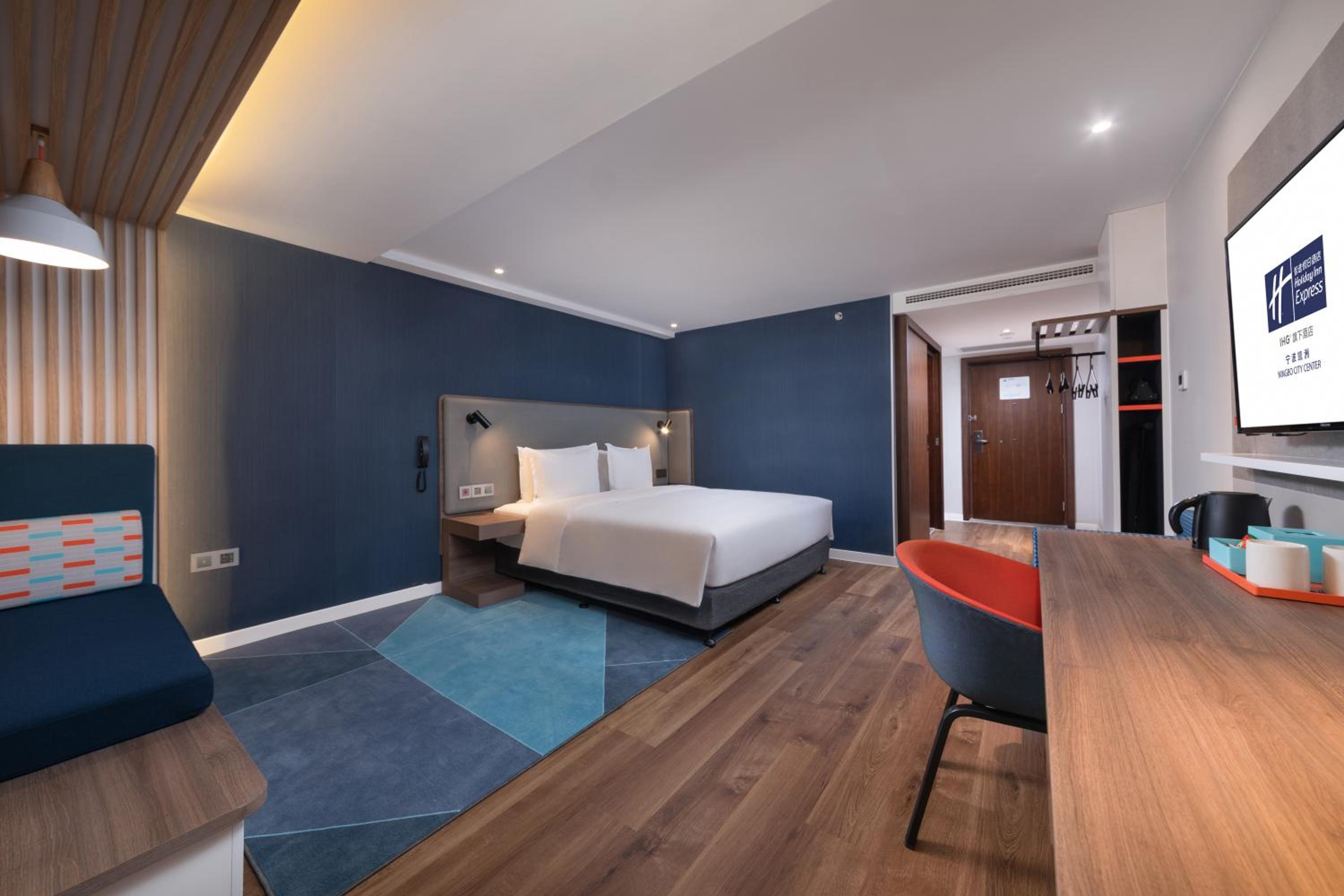 Standard King Room - Accessible