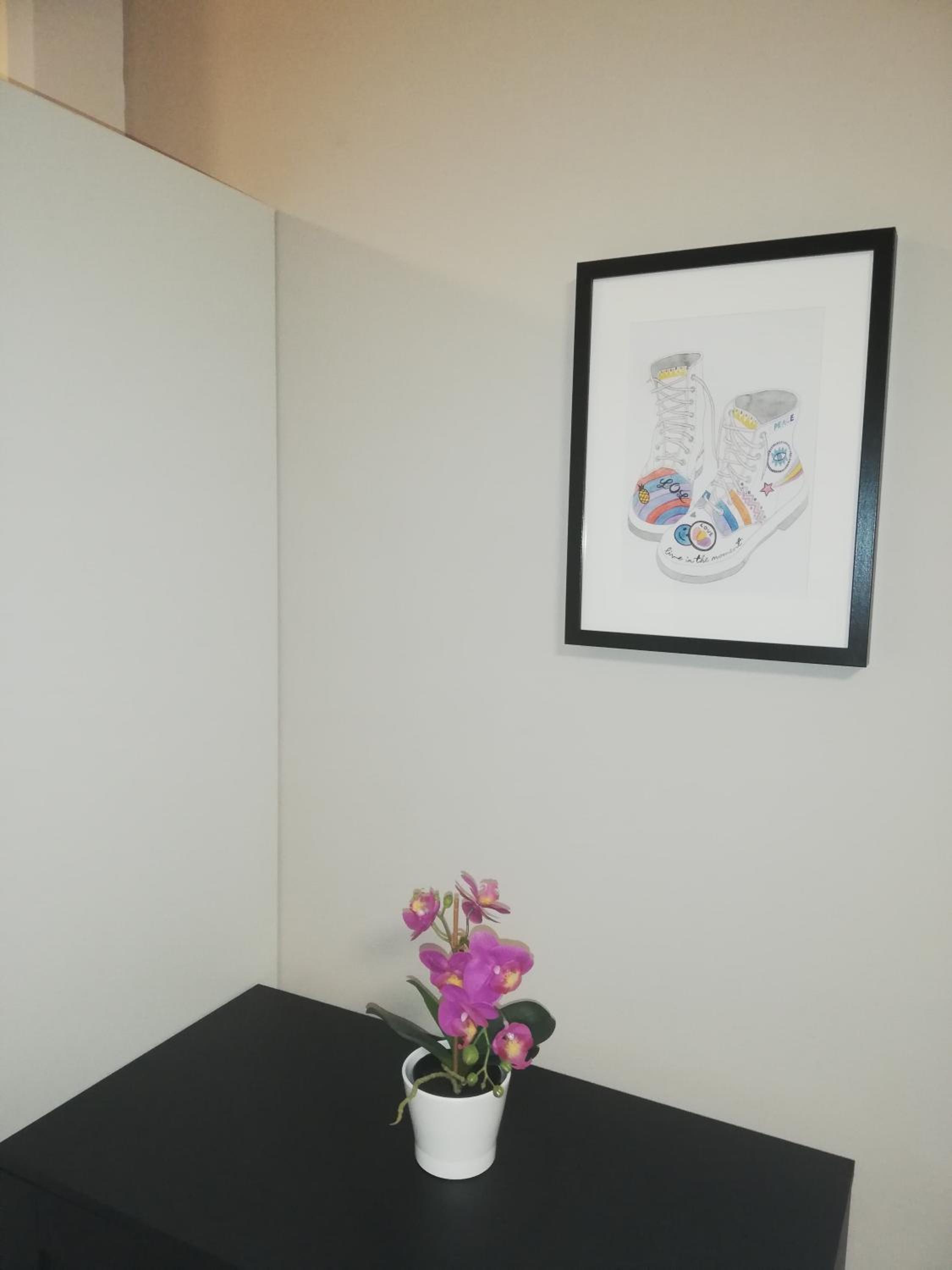 One-Bedroom Apartment - Photo 11