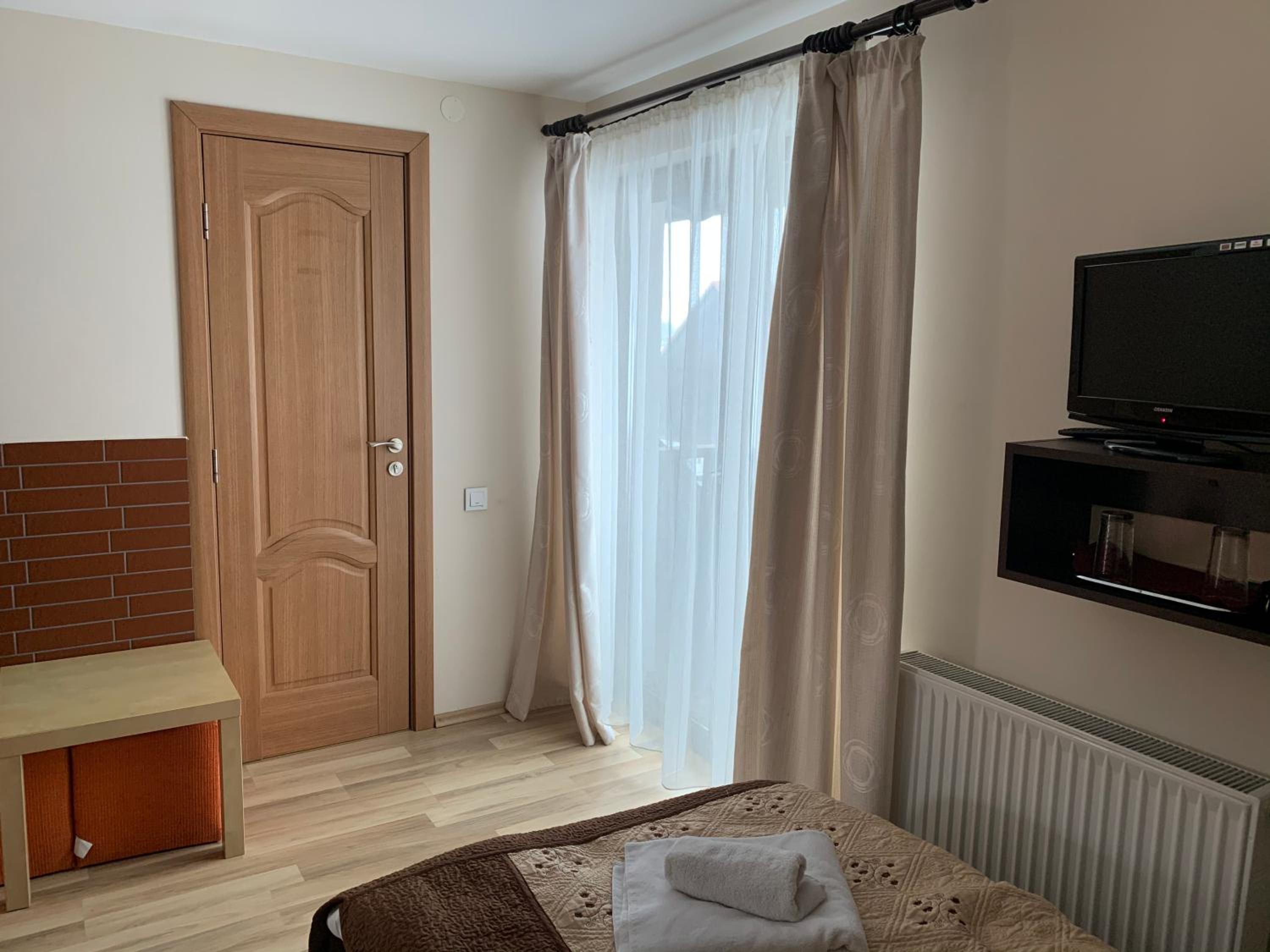 Deluxe Double Room - Photo 5