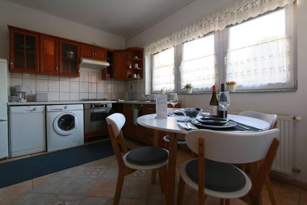 One-Bedroom Apartment - Photo 24