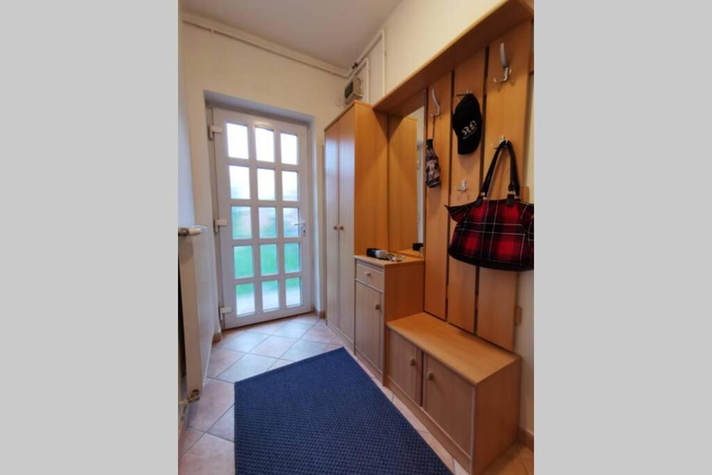 One-Bedroom Apartment - Photo 6