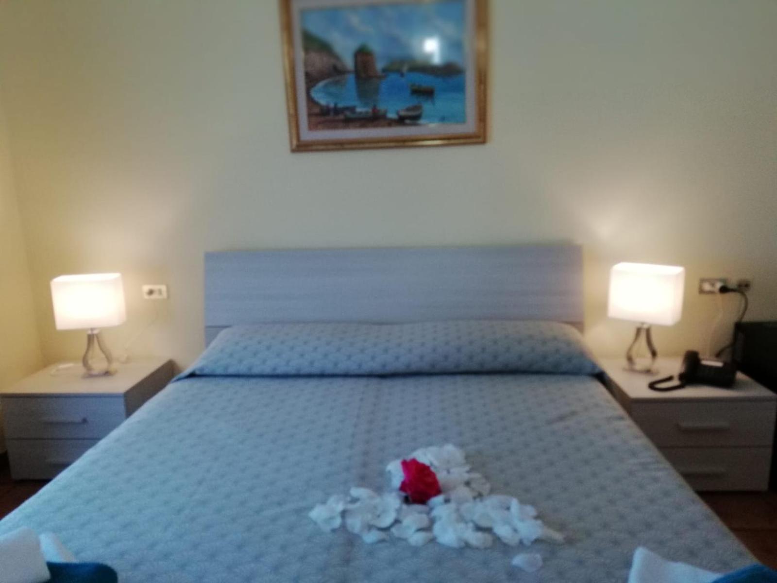 Superior Double or Twin Room with Sea View - Photo 1