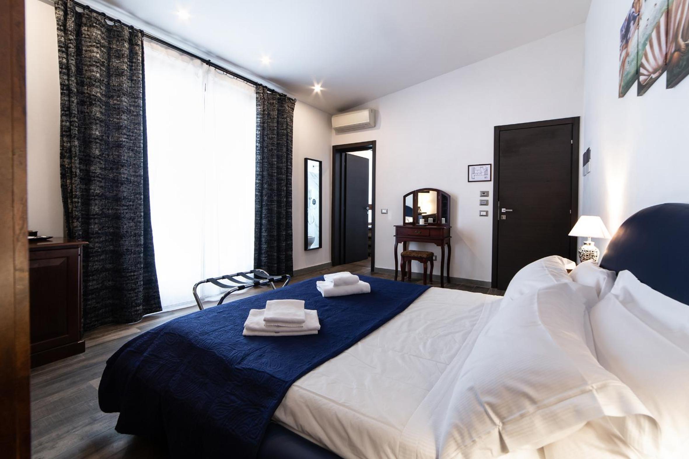 Deluxe Double Room photo 2