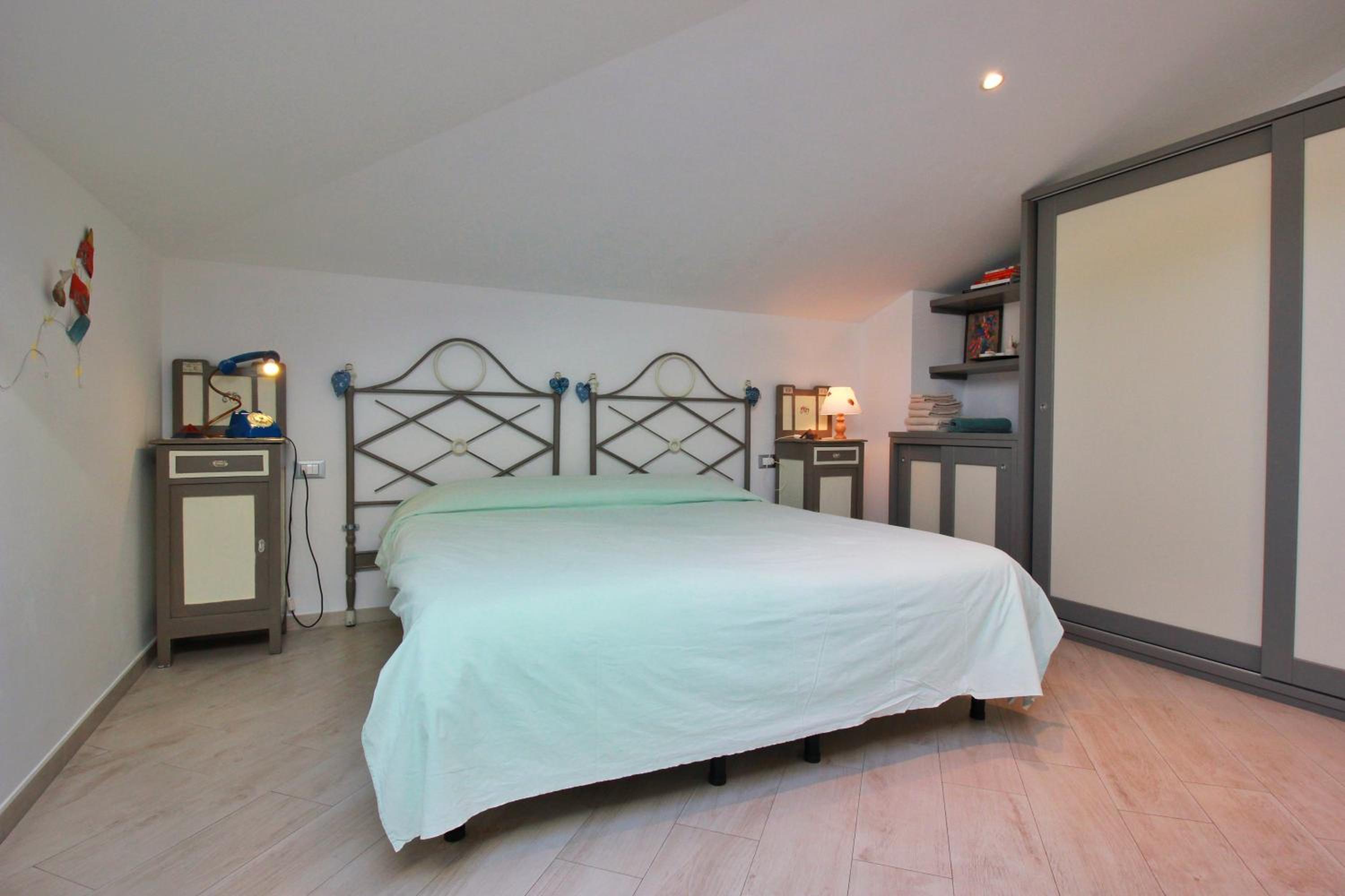 Double or Twin Room with Private Bathroom photo 1