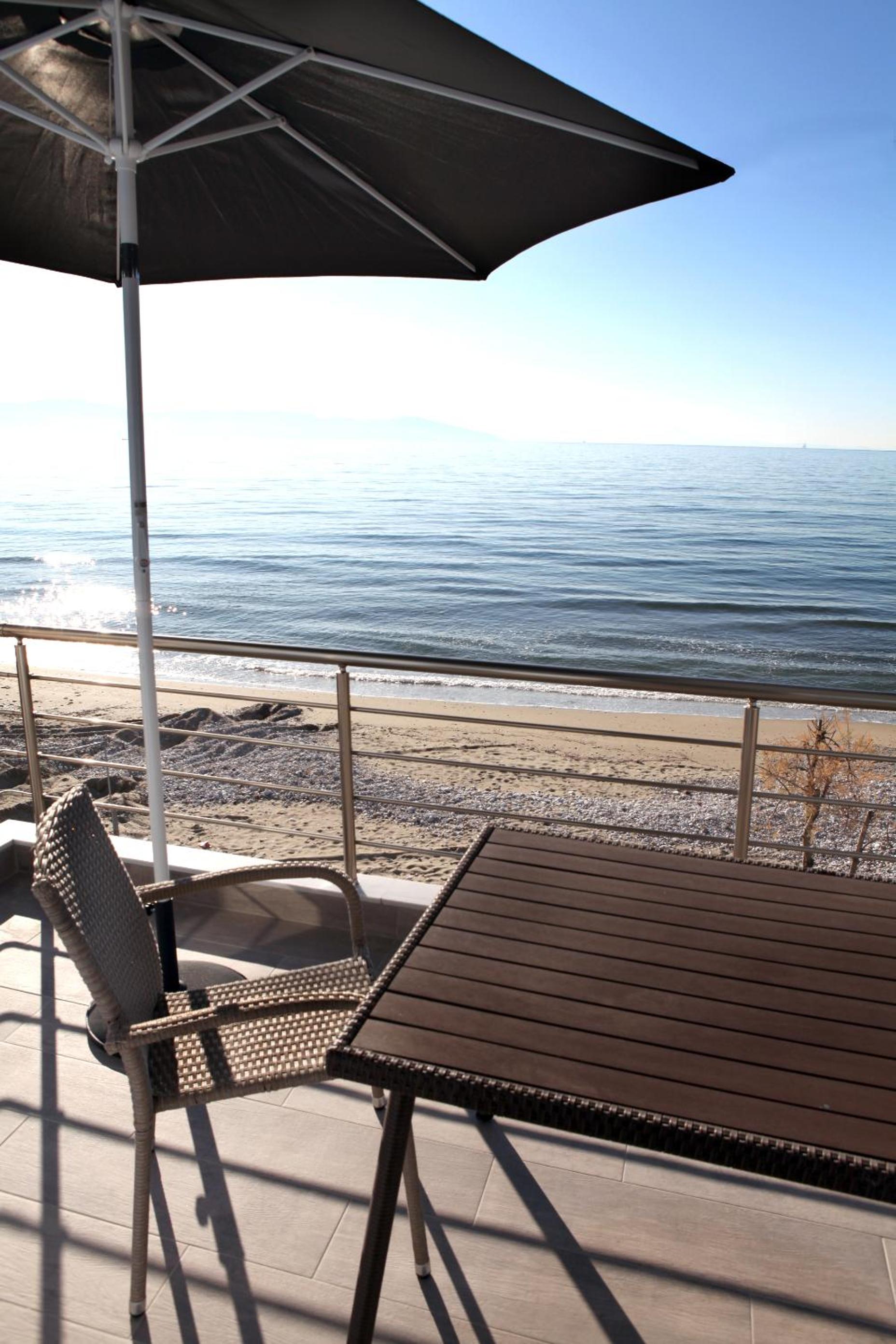 Studio Apartment with Sea View photo 2