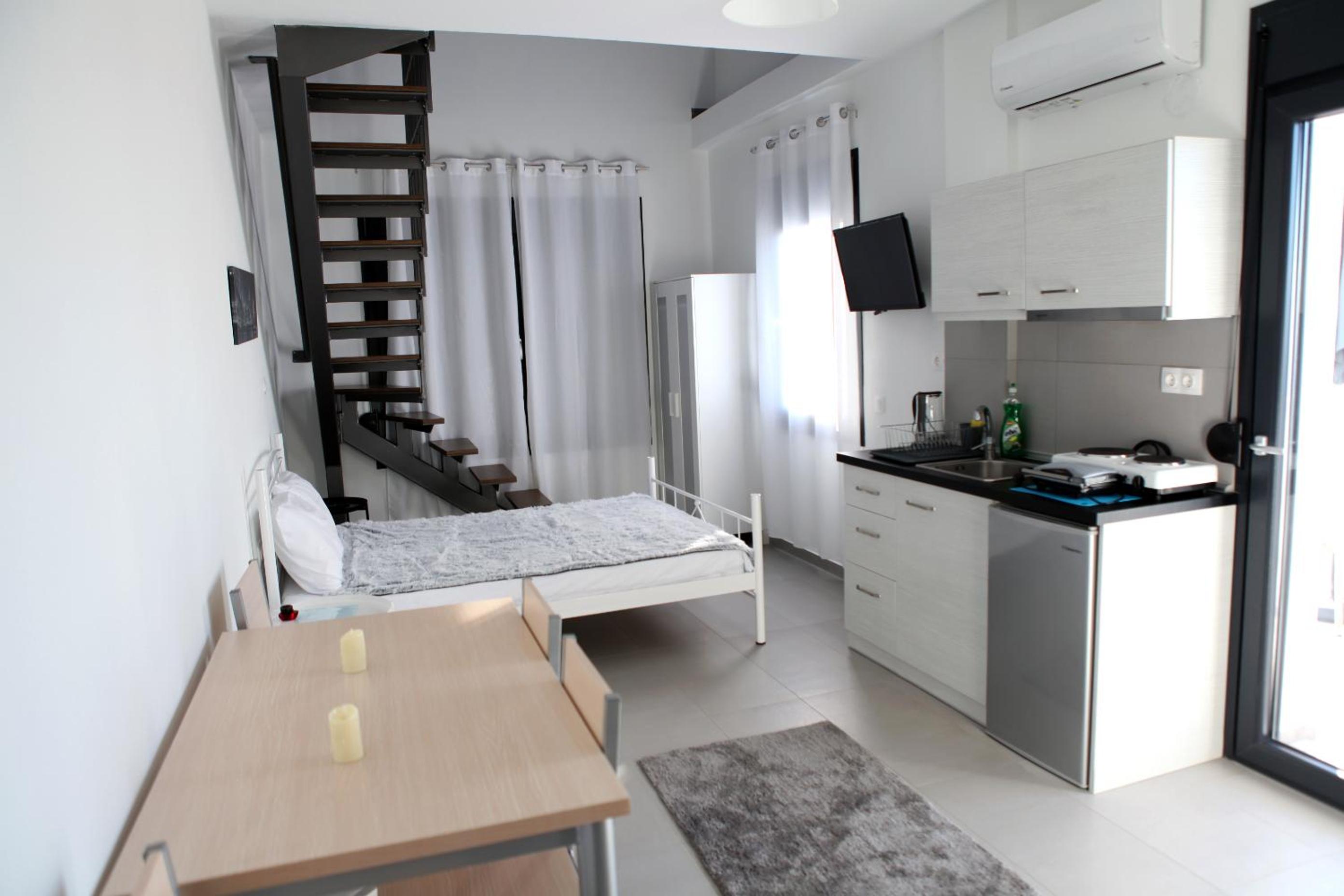 Studio Apartment with Sea View photo 1
