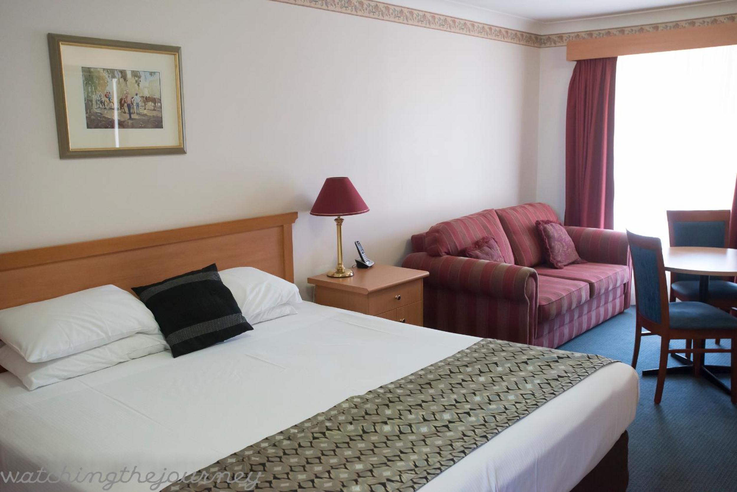 Superior King Room with Spa Bath - Photo 1