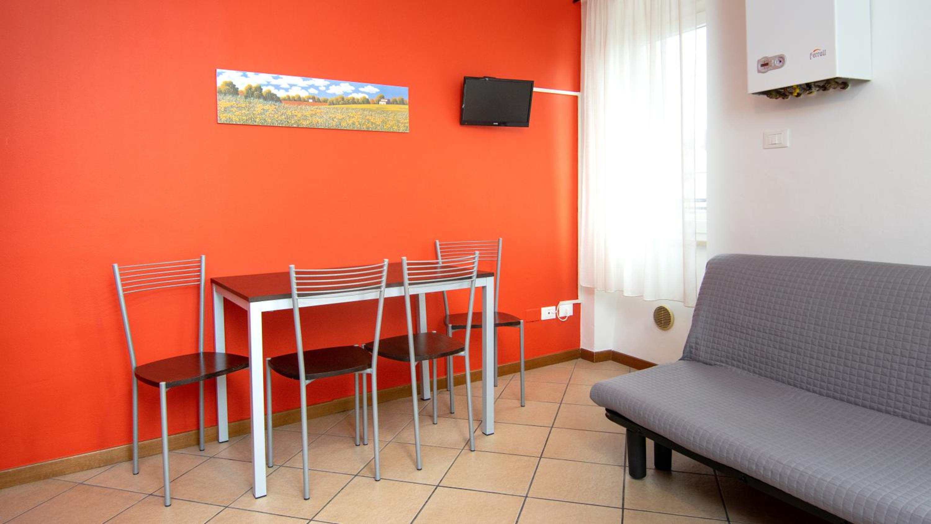 One-Bedroom Apartment (4 Adults)