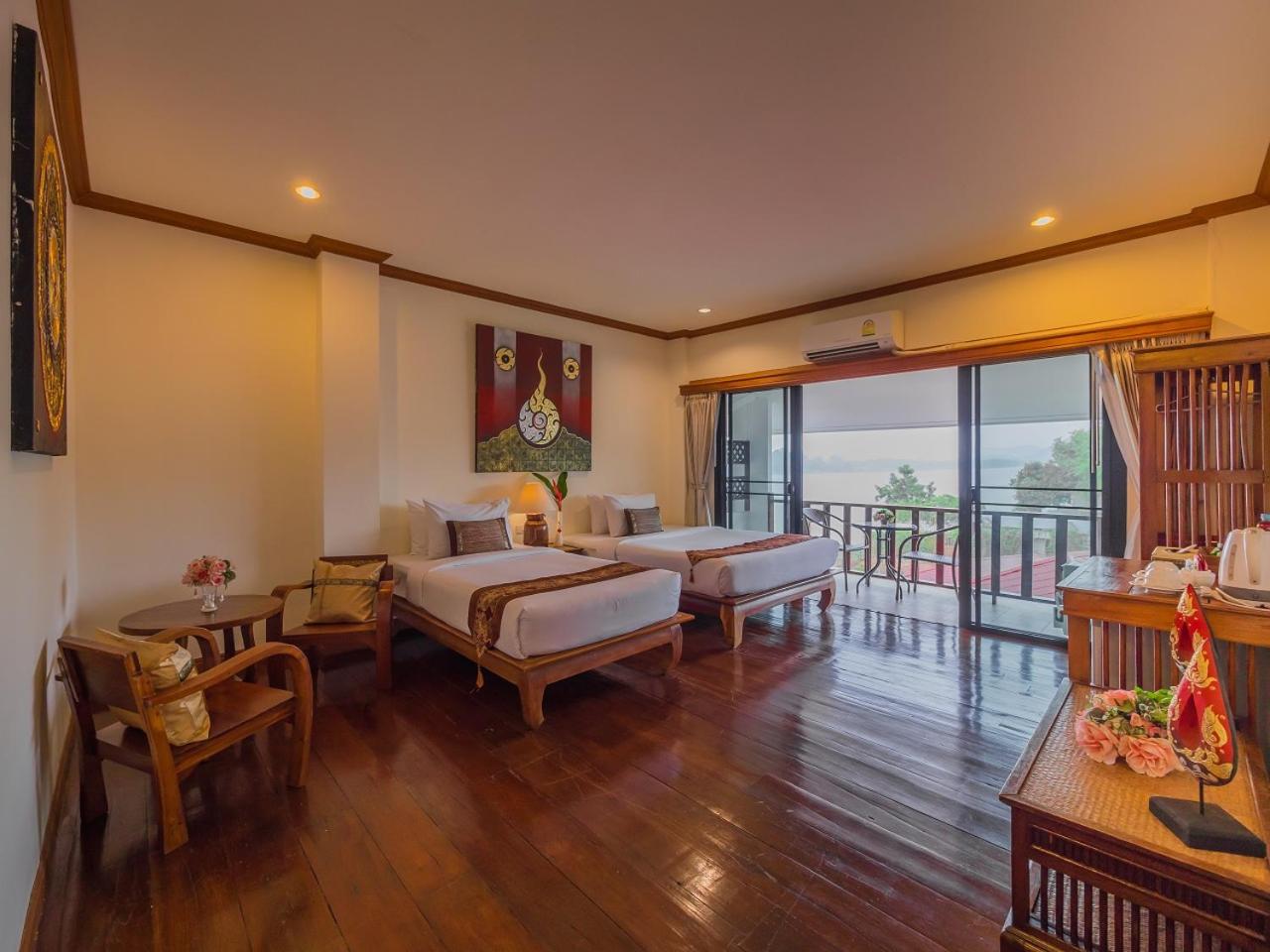 Deluxe Twin Room photo 1