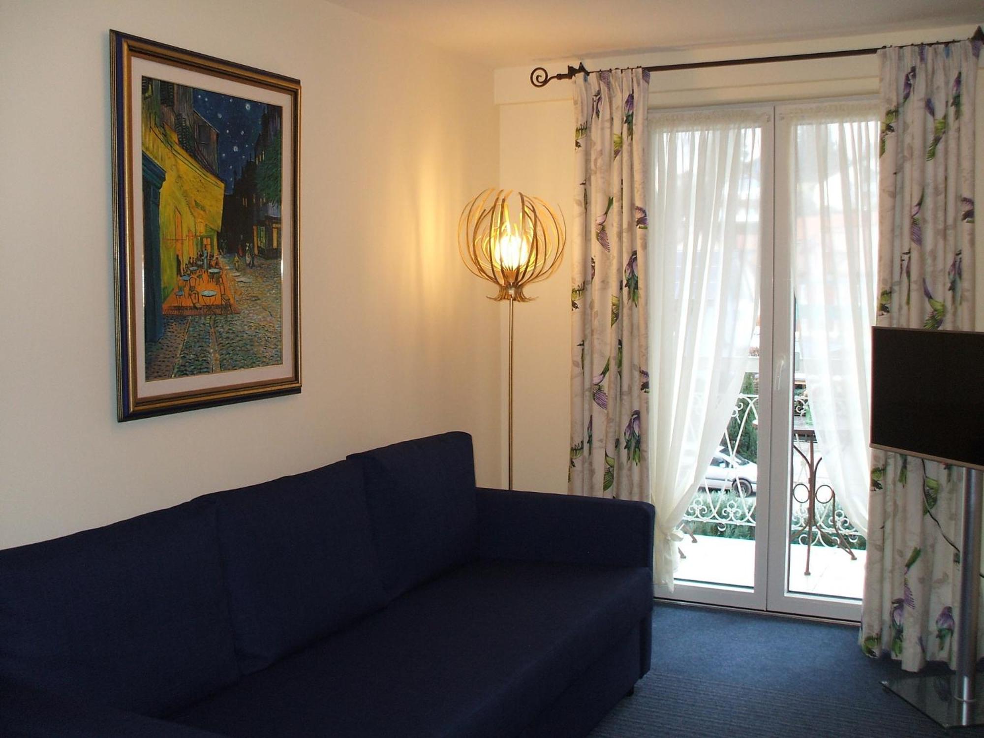 Apartment with Balcony photo 1