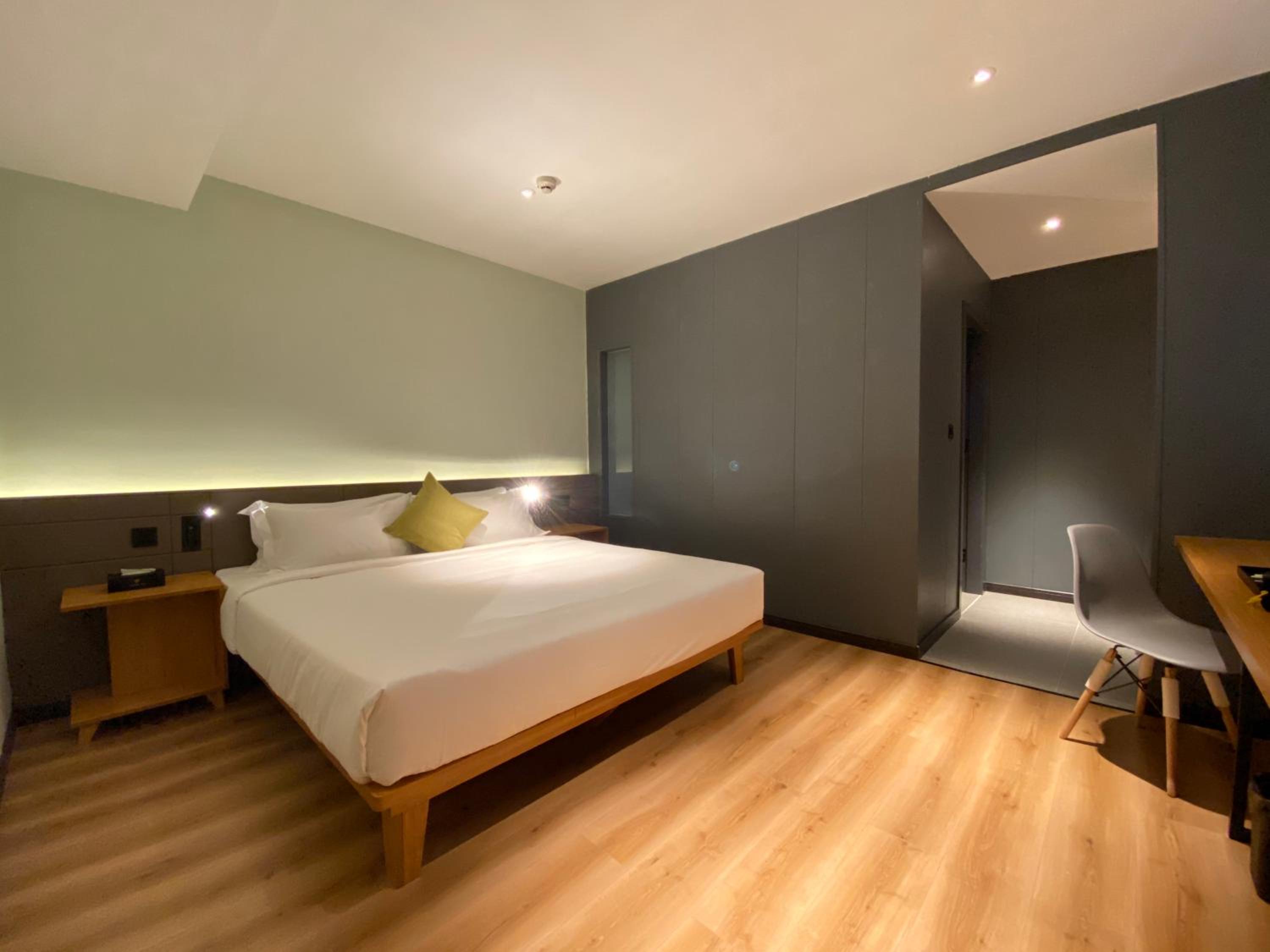 Standard Double Room - Photo 1