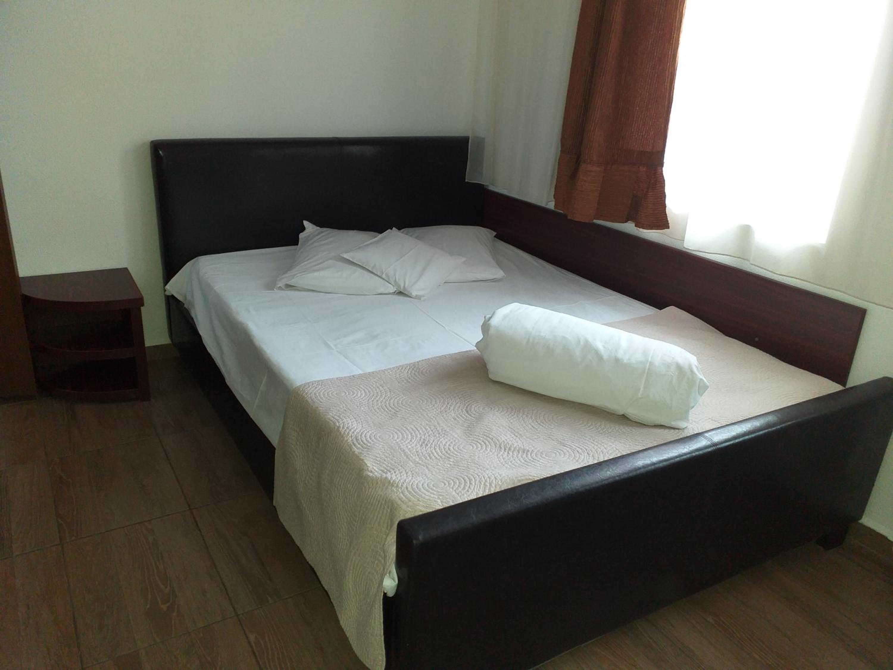 Budget Single Room photo 3