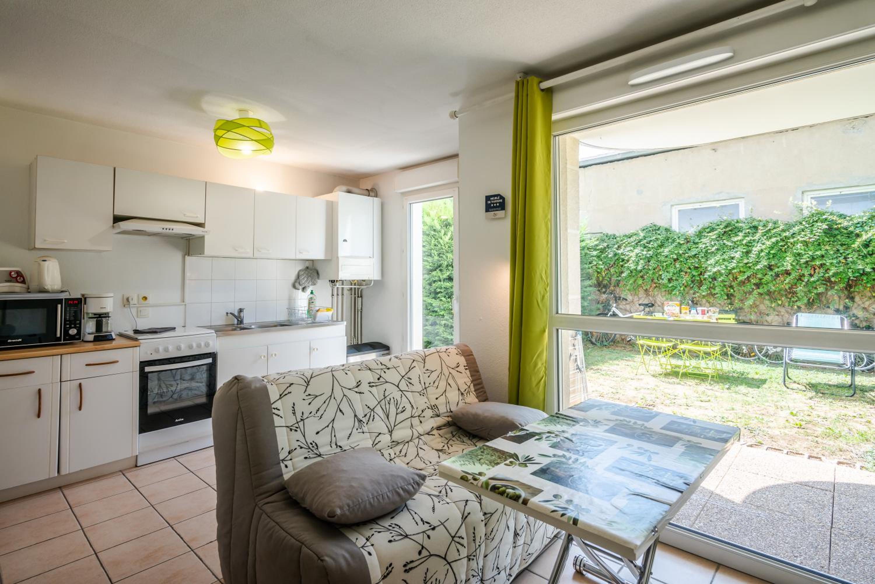 Studio Apartment with Garden