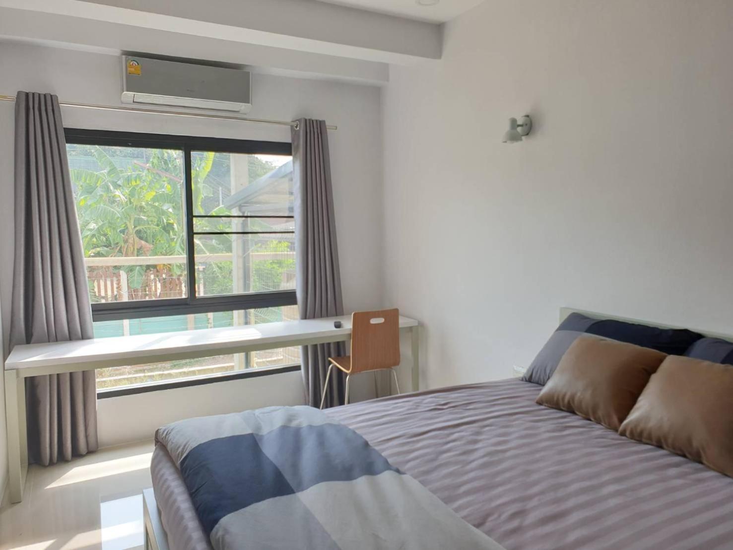 One-Bedroom Suite - Photo 10