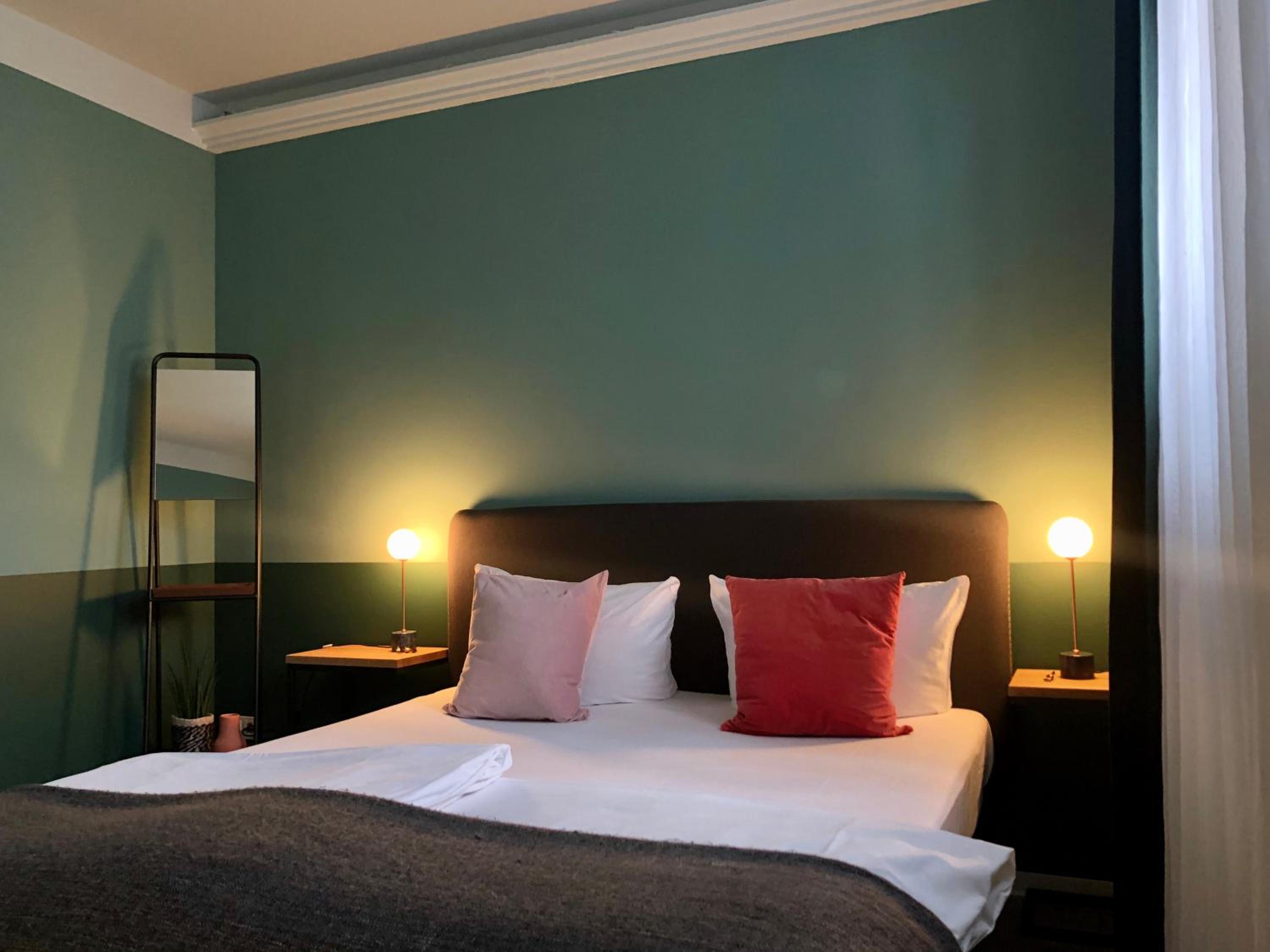 Double Room - Photo 4