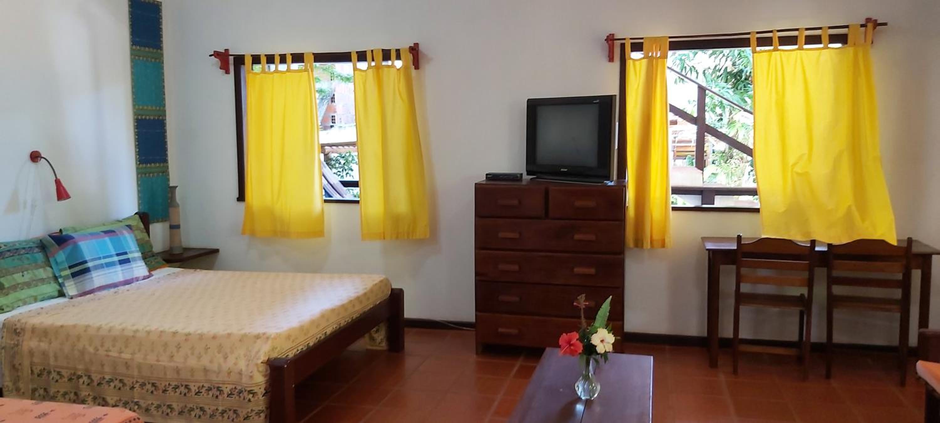 Family Room - Photo 17