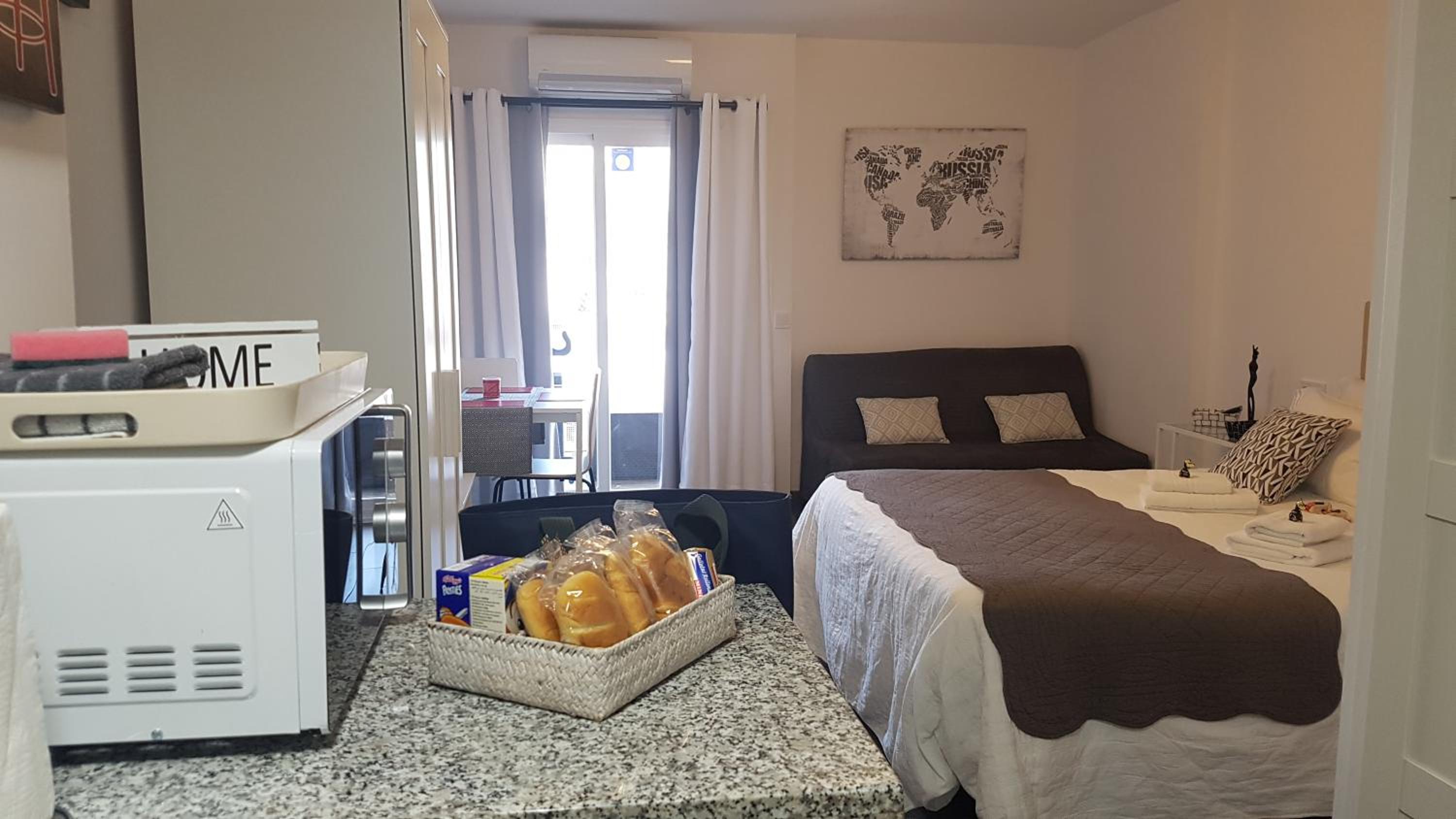 Studio Apartment