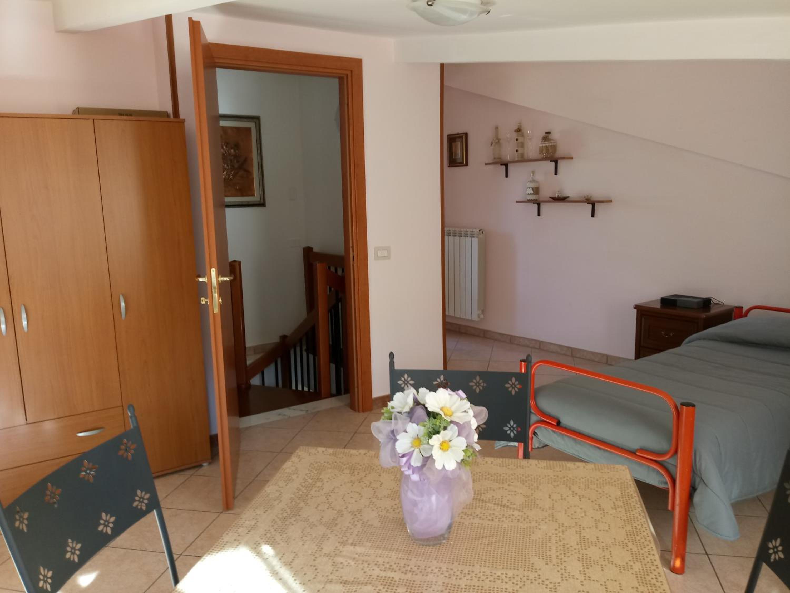 Apartment - Photo 32