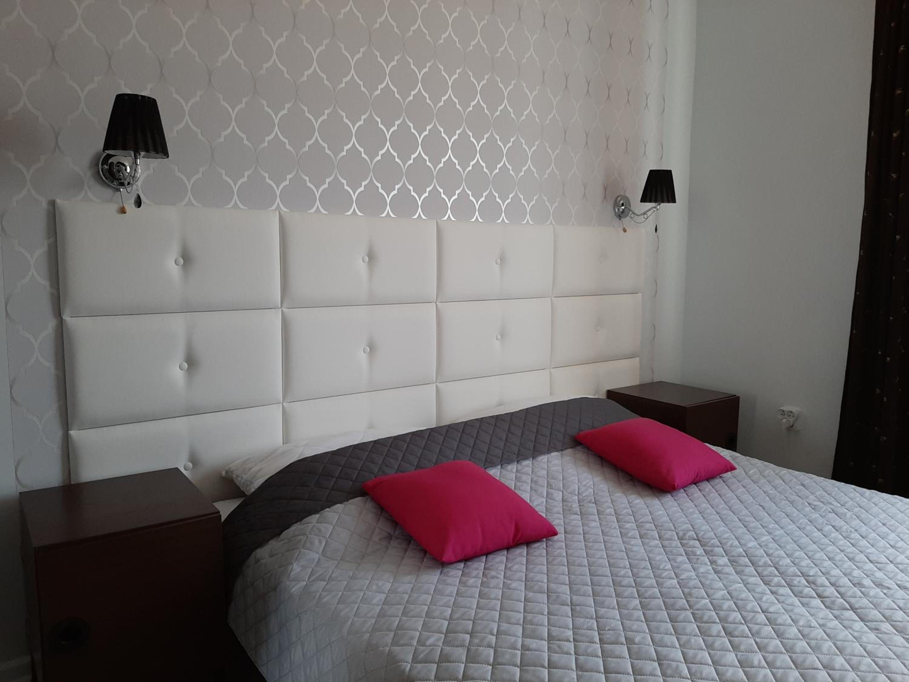 Double Room with Private Bathroom photo 2