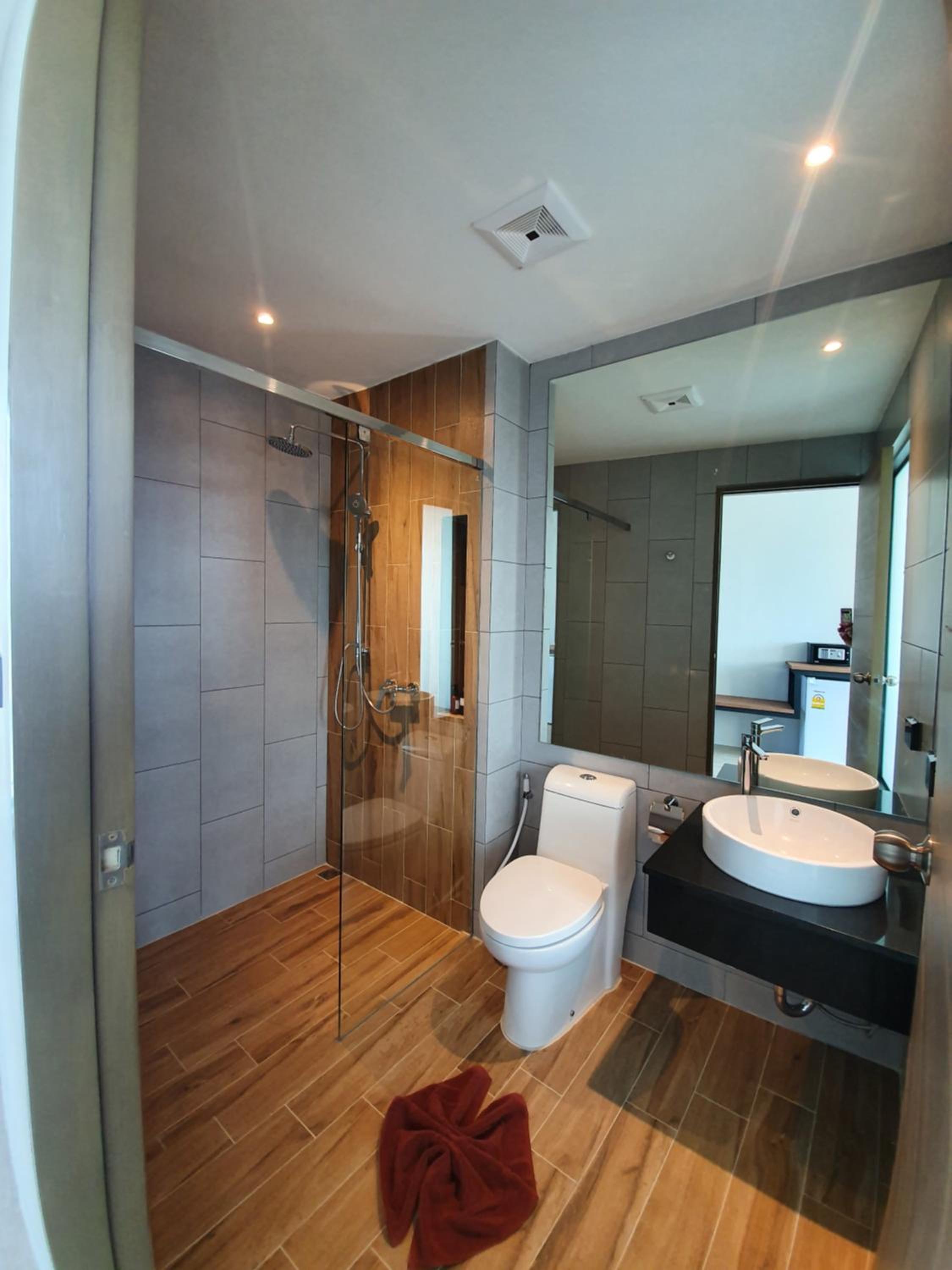 Twin Room with View - Photo 11