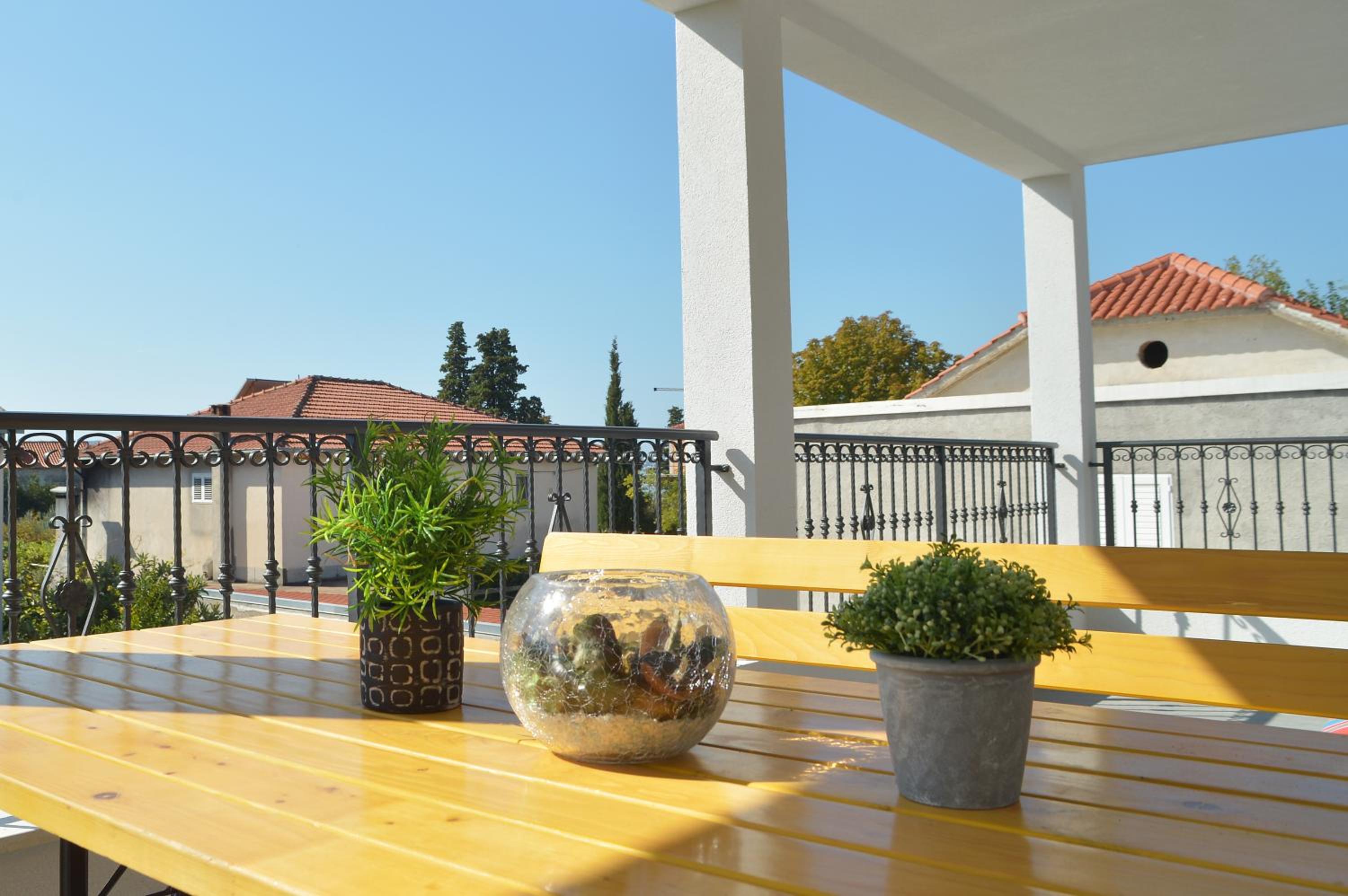 Apartment with Garden View