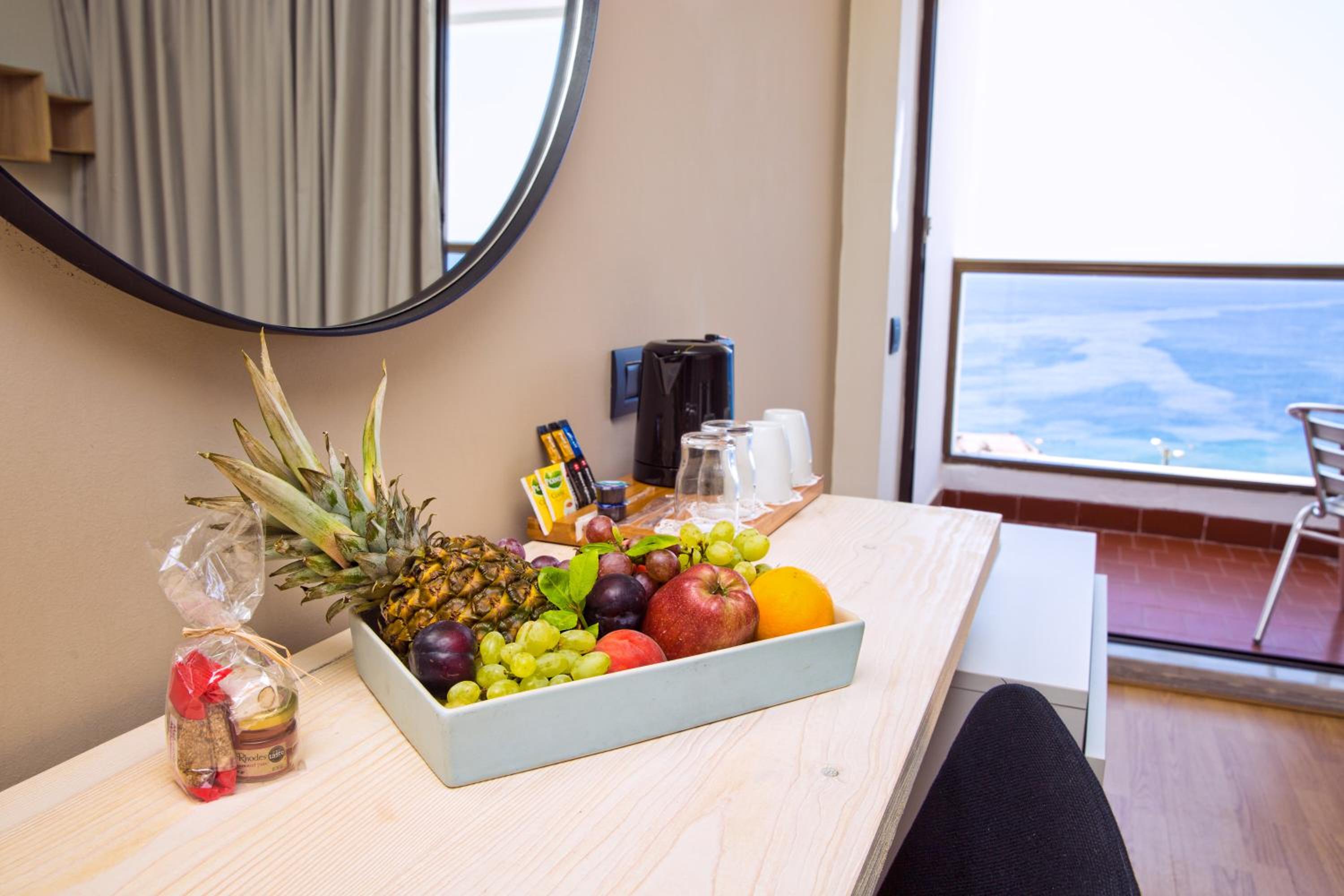 Deluxe Sea View - Photo 3
