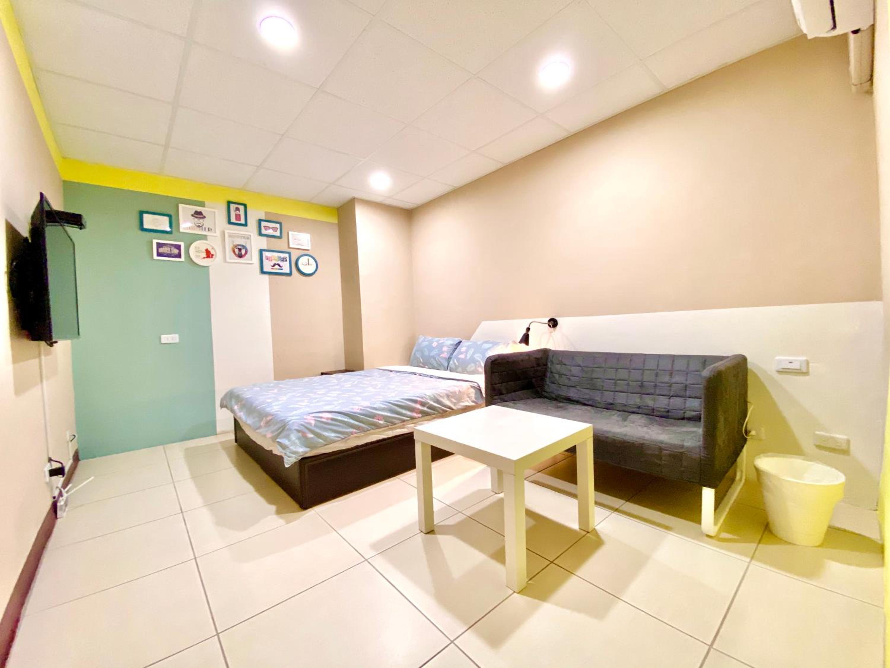 Double Room - Photo 7